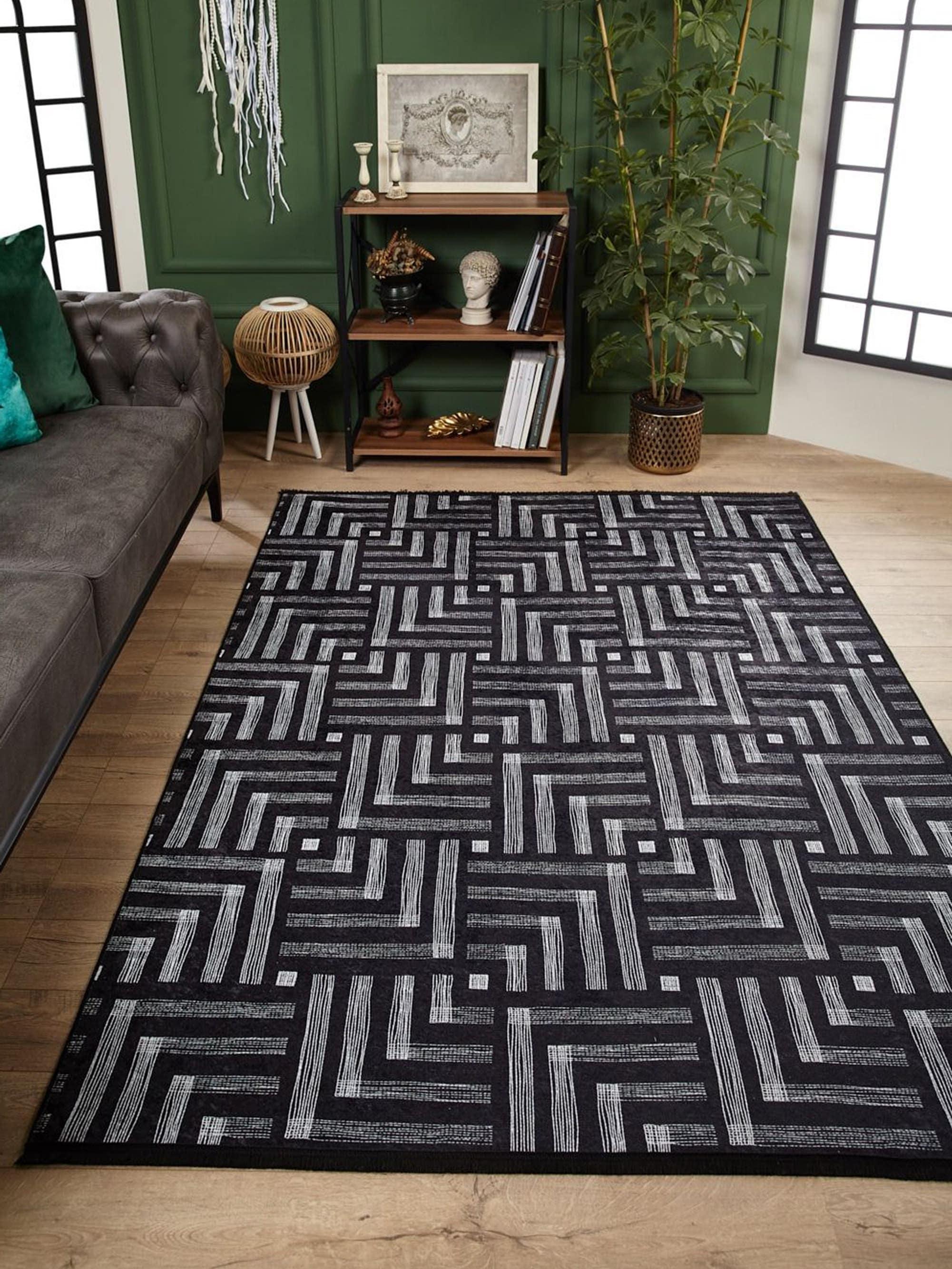 Geometrik Desenli Bej Kahverengi - Siyah Beyaz Modern Halı