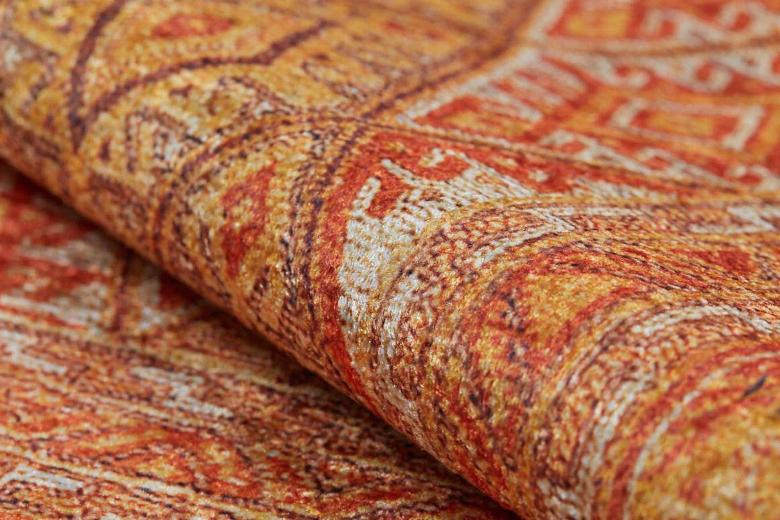 Geometrik Desenli Turuncu Sarı Kilim Halı
