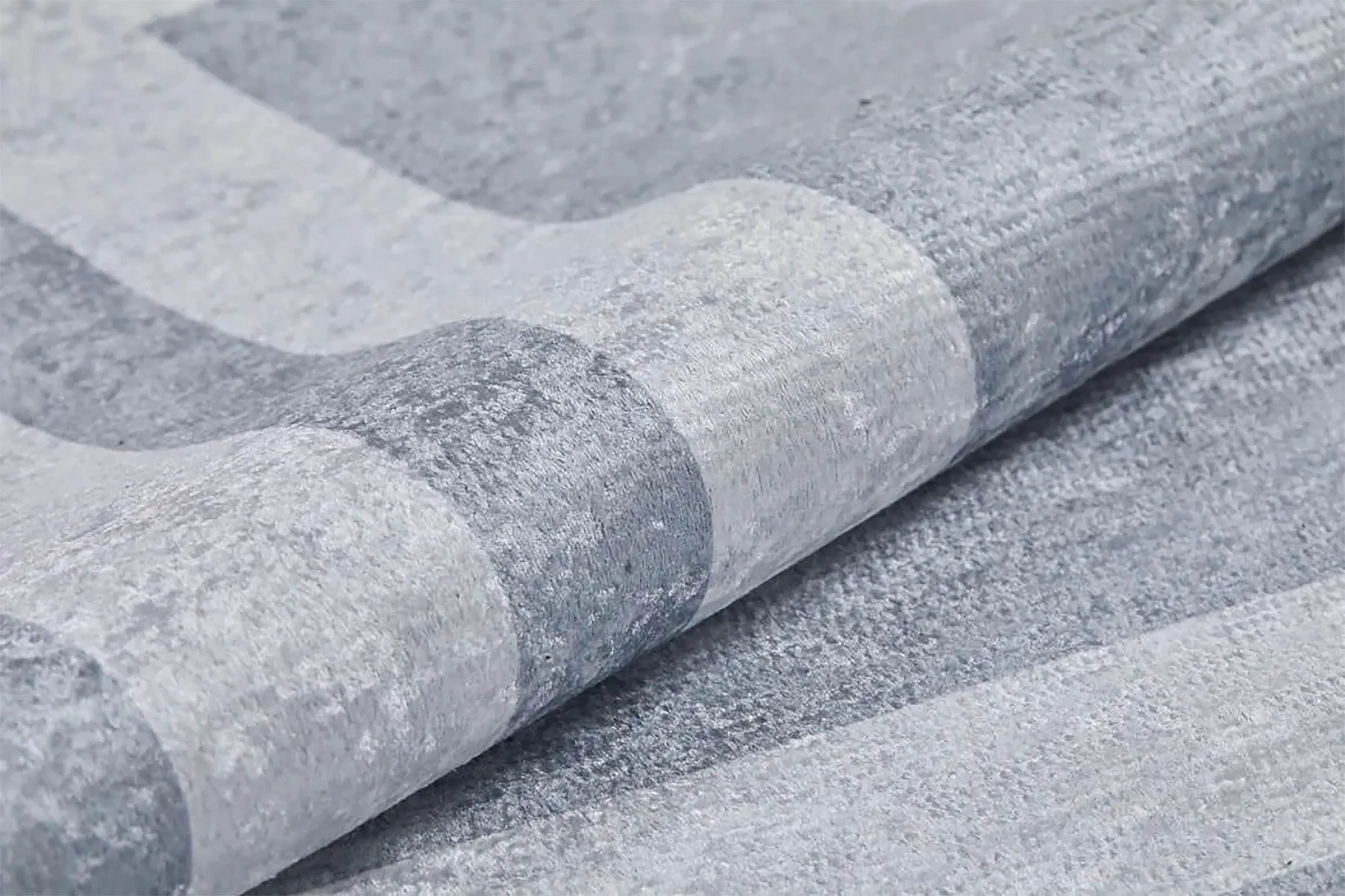 Gri Geometrik Desenli Lüks Bordürlü Halı