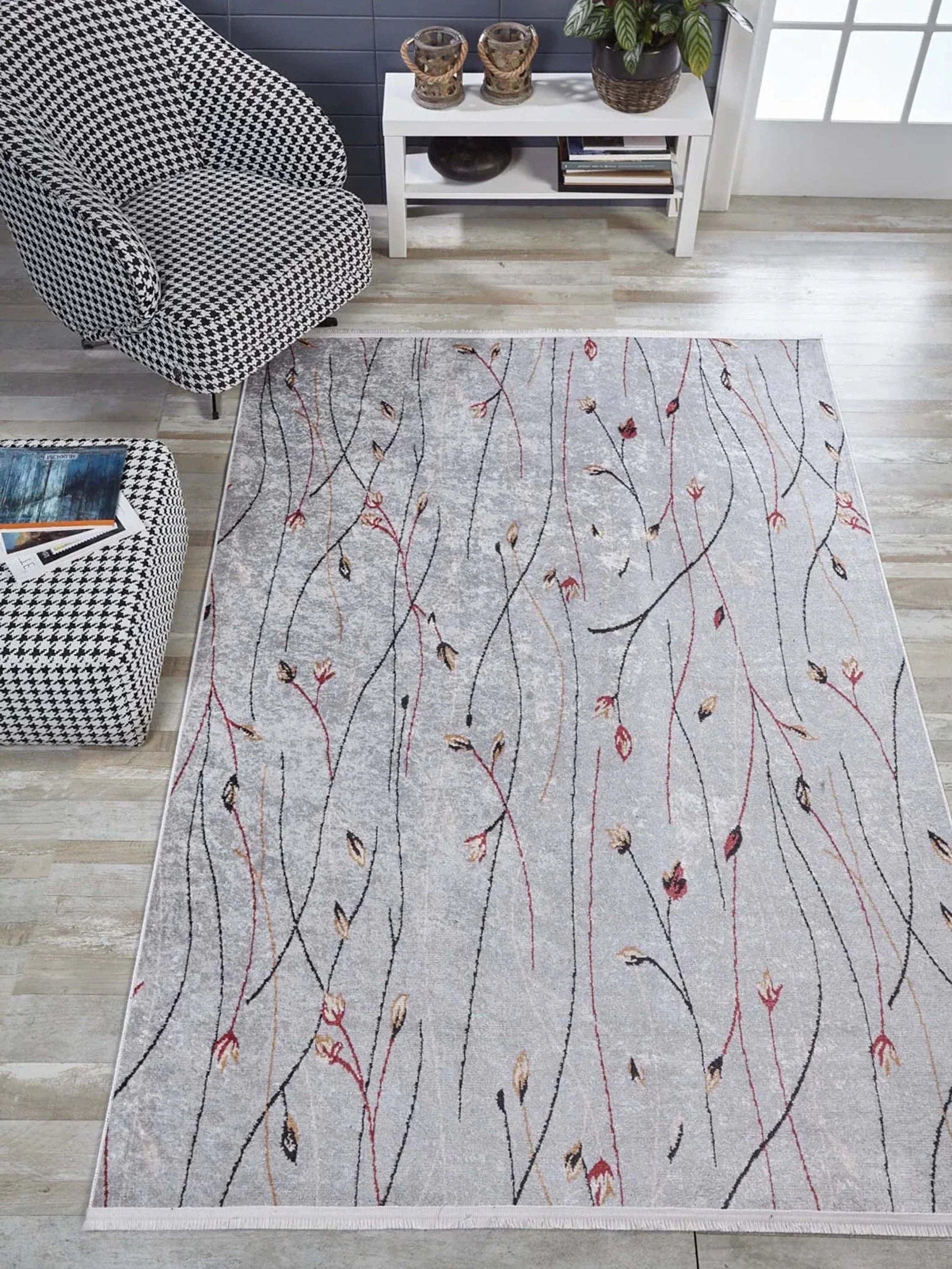 Gri Minimalist Çiçek Desenli Halı