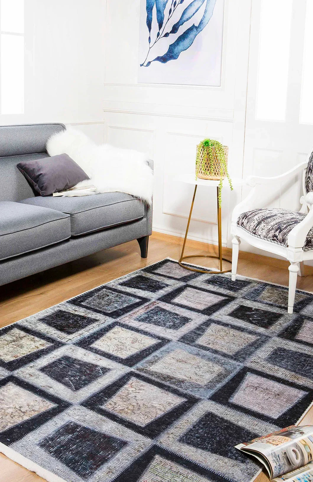 Gri Siyah Çerçeveli Kare Patchwork Görünümlü Halı