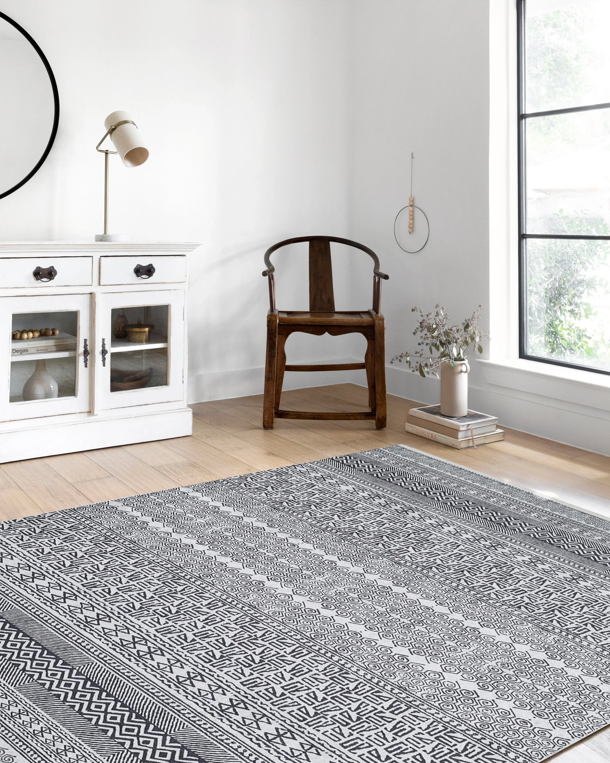 Gri Siyah Geometrik Desenli Halı