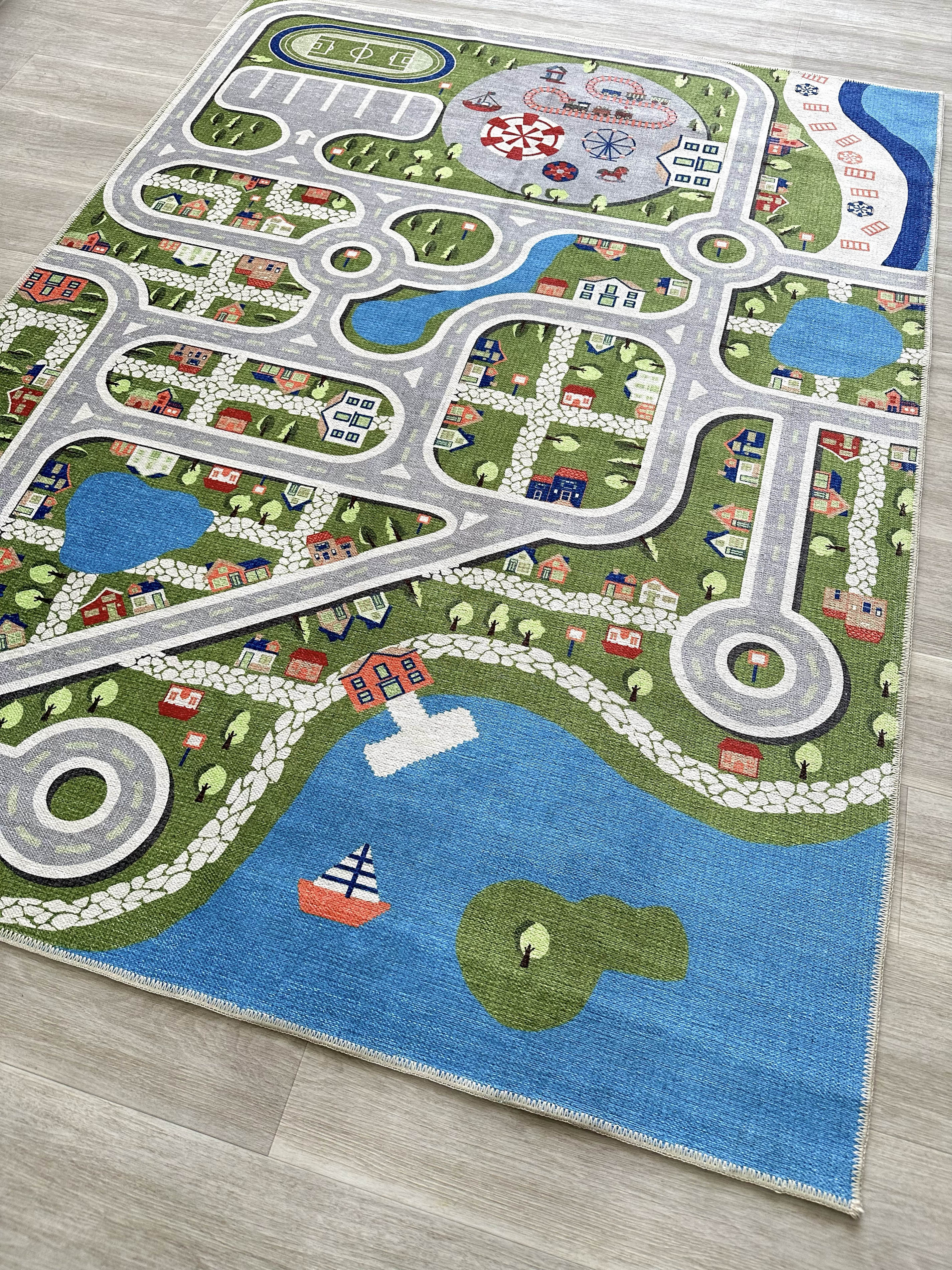 Eğlence Parkı ve Şehir Temalı Yıkanabilir Çocuk Oyun Halısı - KID8645GG
