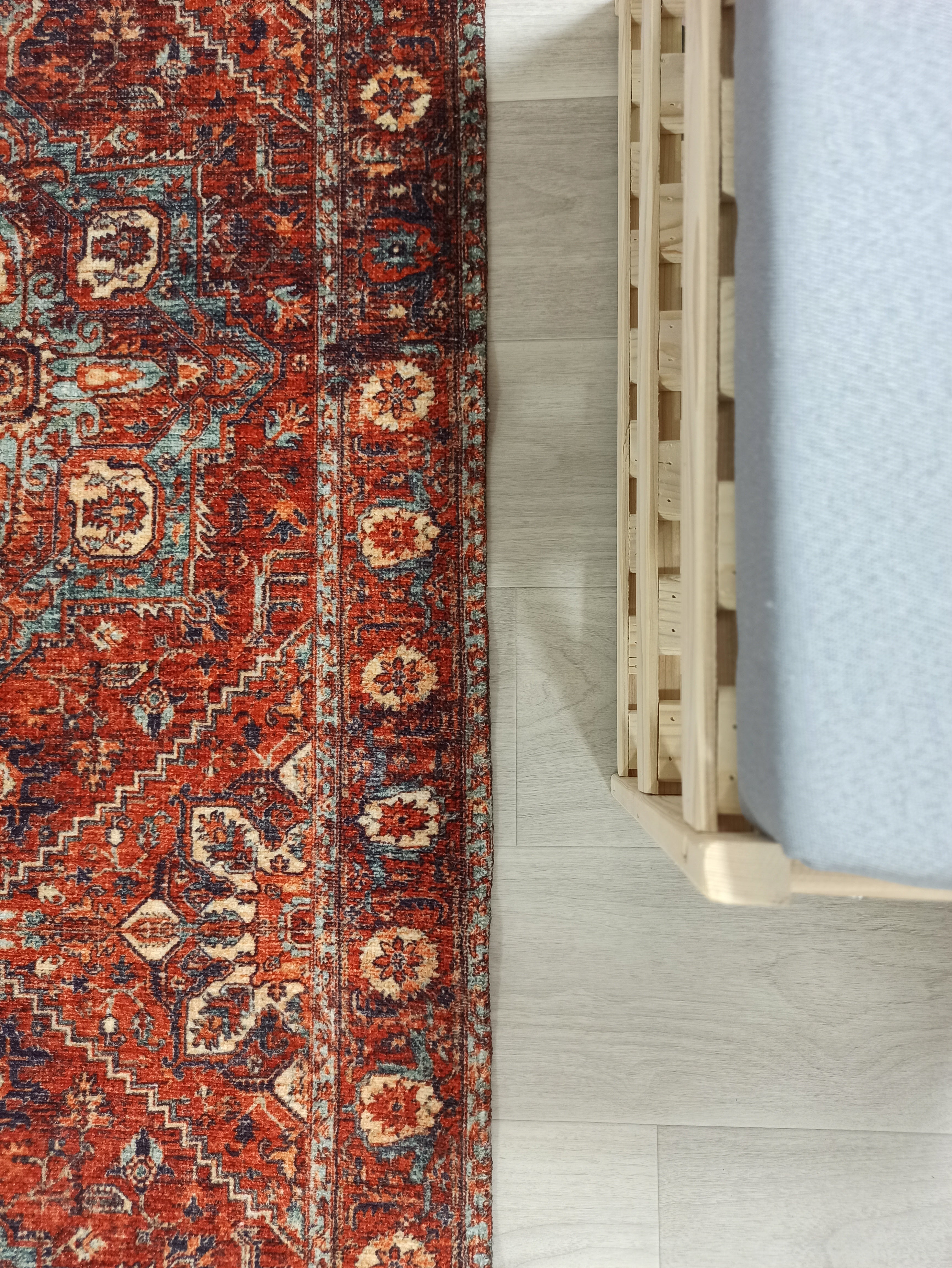 Kiremit ve Lacivert Medalyonlu Vintage Yolluk