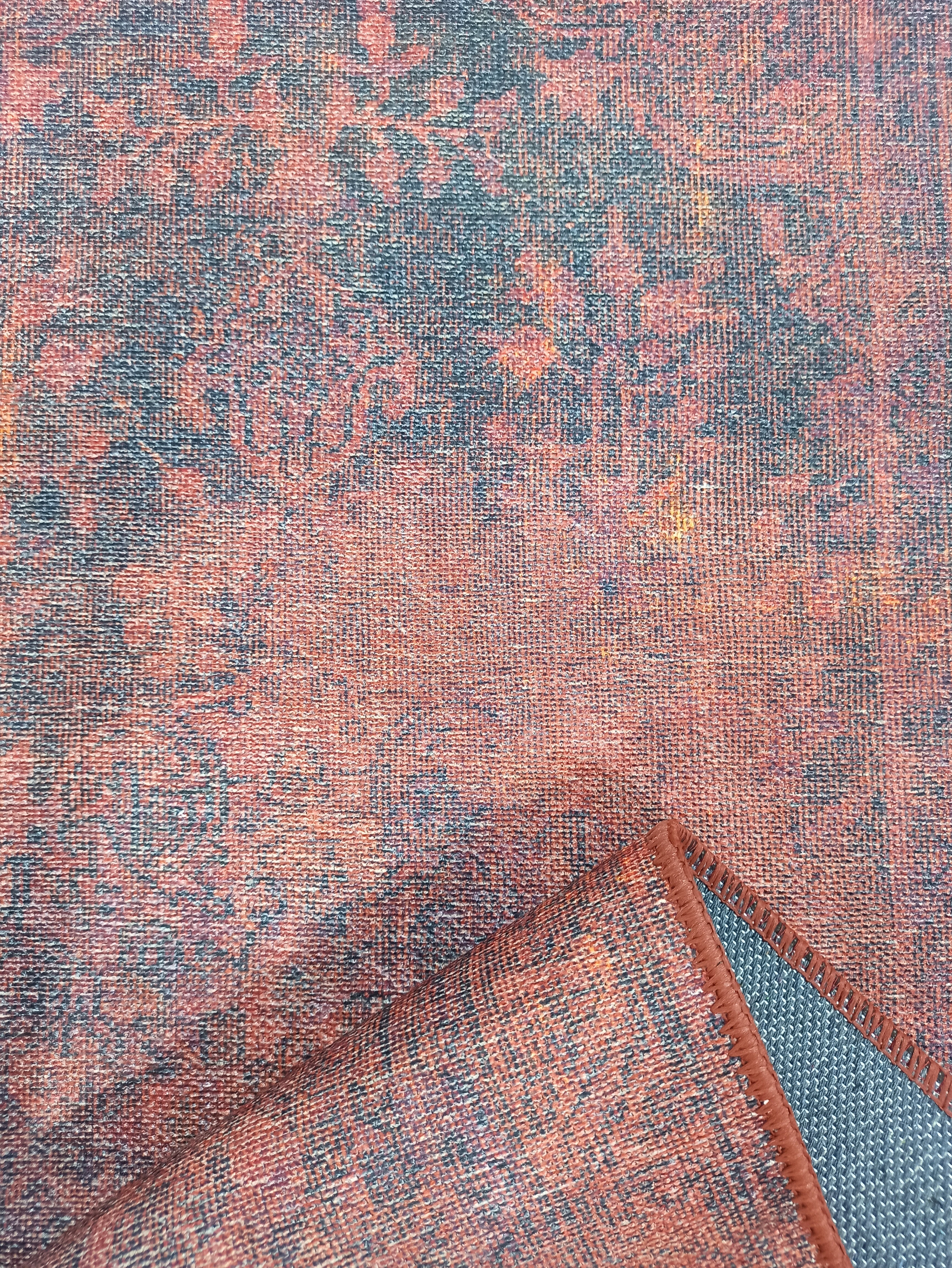 Bordo ve Koyu Lacivert Gölgeli Vintage Yolluk