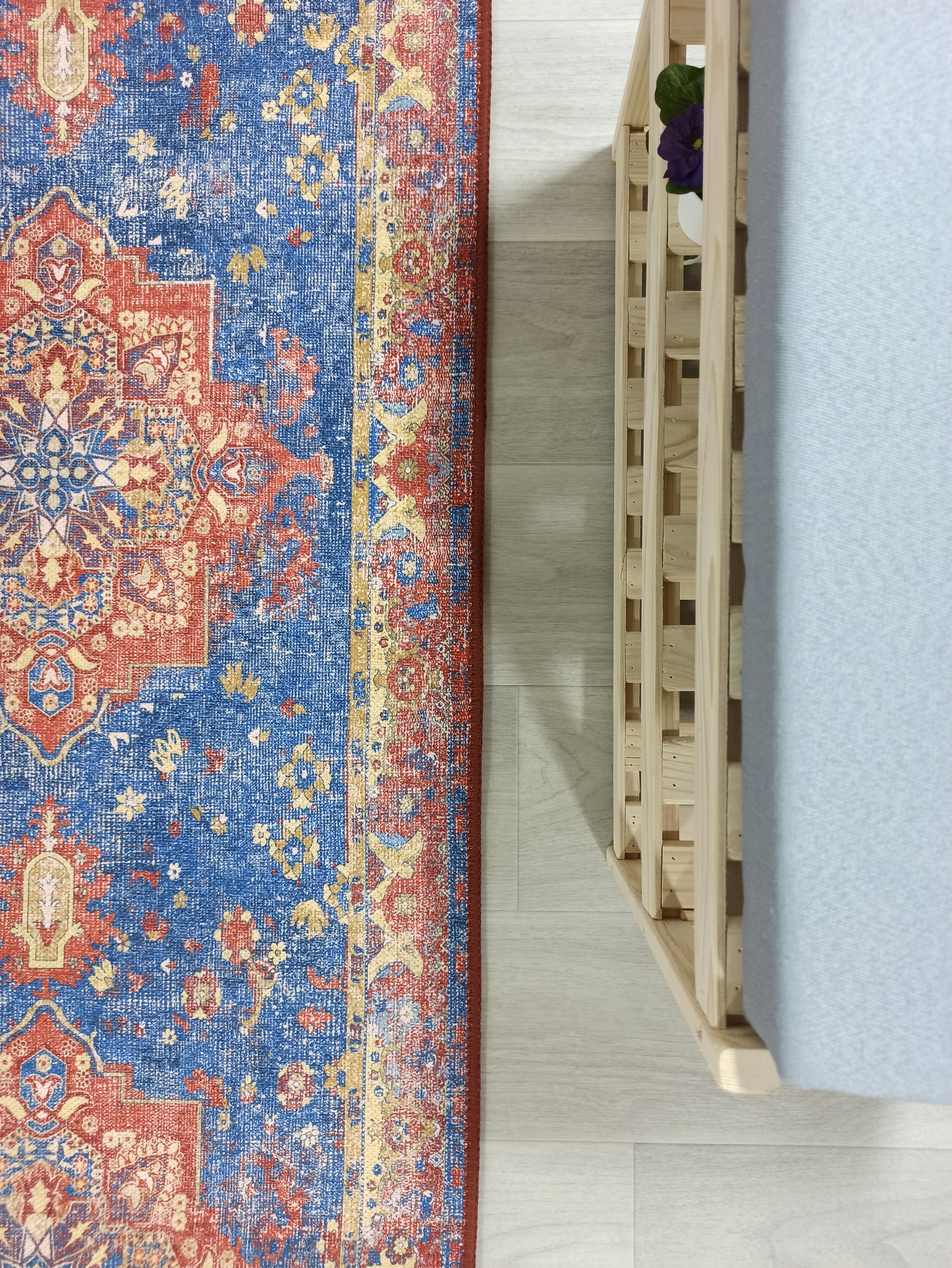 Mavi ve Kiremit Medalyonlu Vintage Yolluk