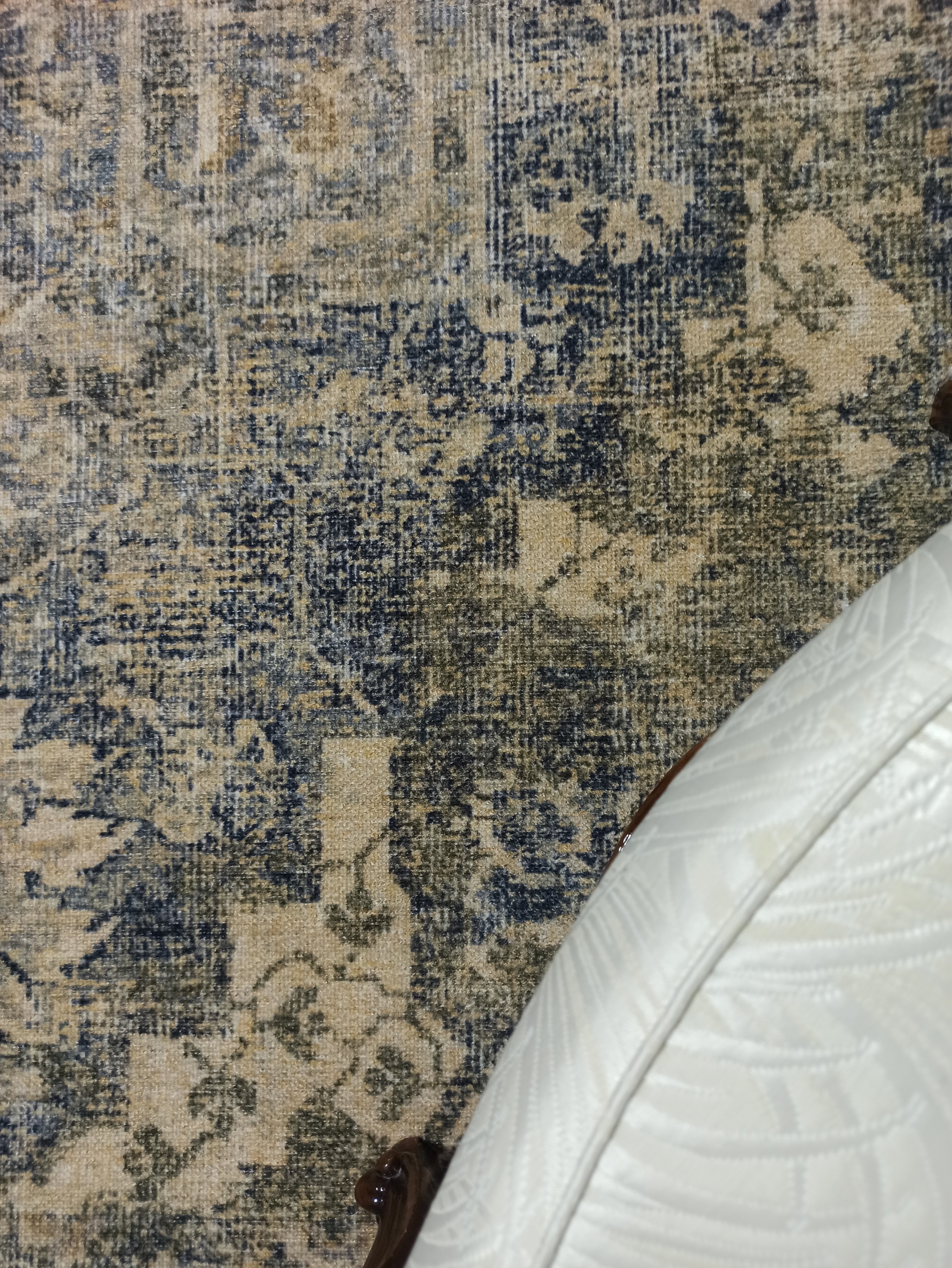 Gray Geometric Patterned Vintage Carpet - CLEARANCE - 4113OU