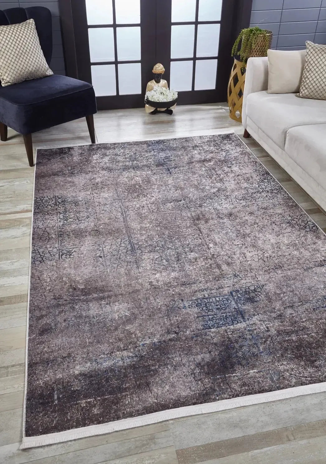 Kahverengi Lacivert Detaylı Modern Halı