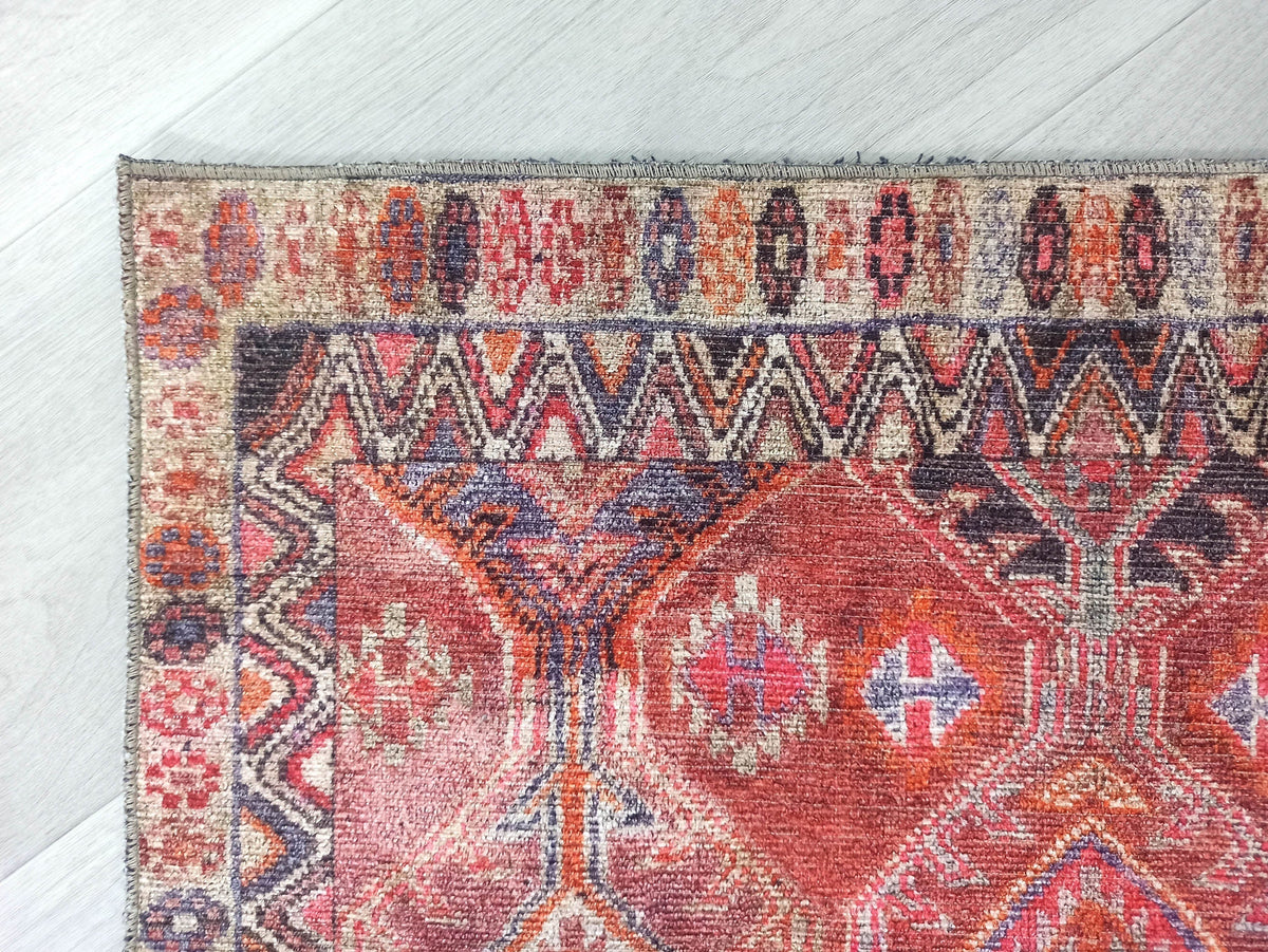 Terracotta ve Turuncu Elmas Desenli Vintage Halı
