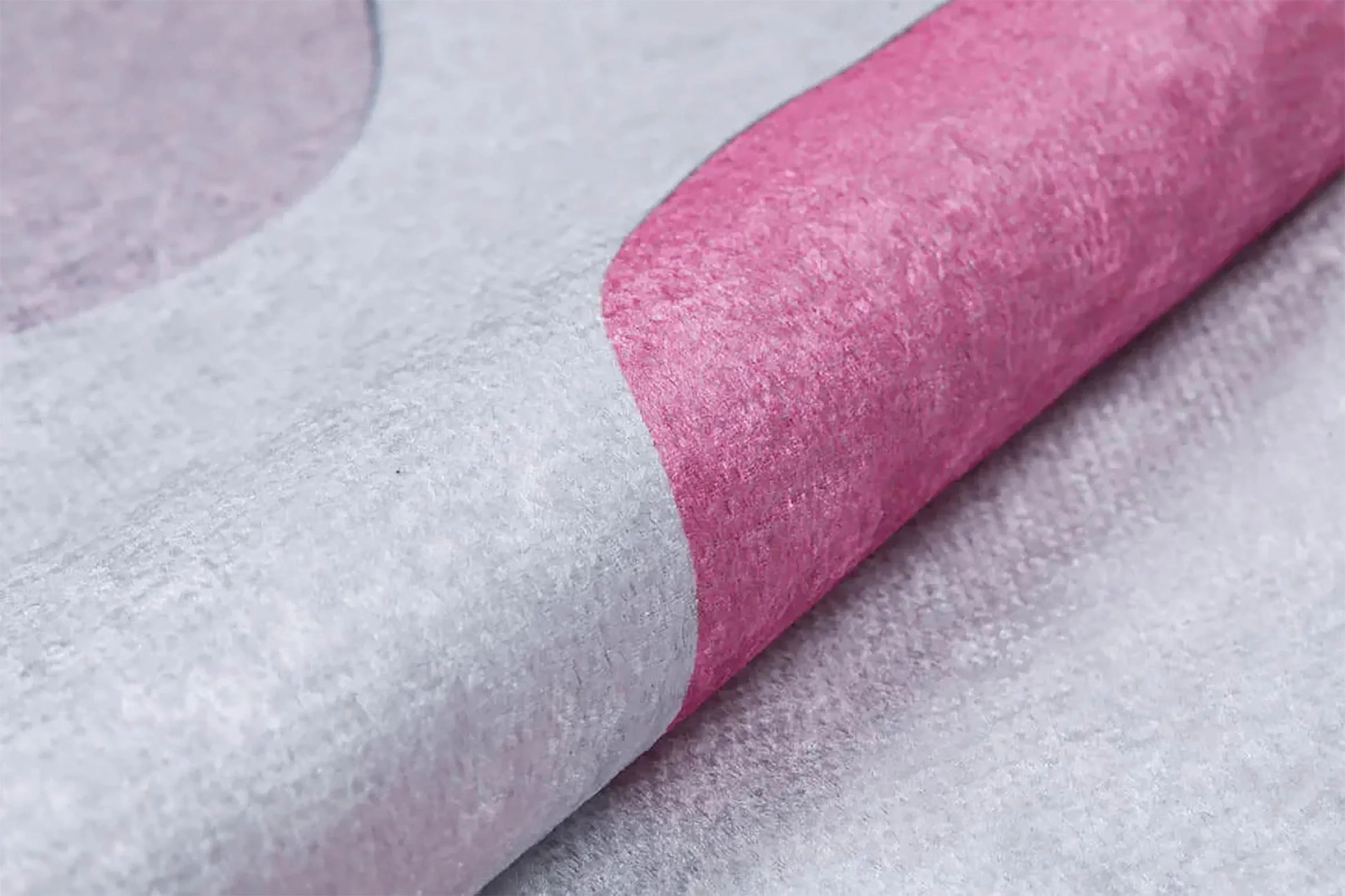 Kalp Desenli Pembe Çocuk Halısı