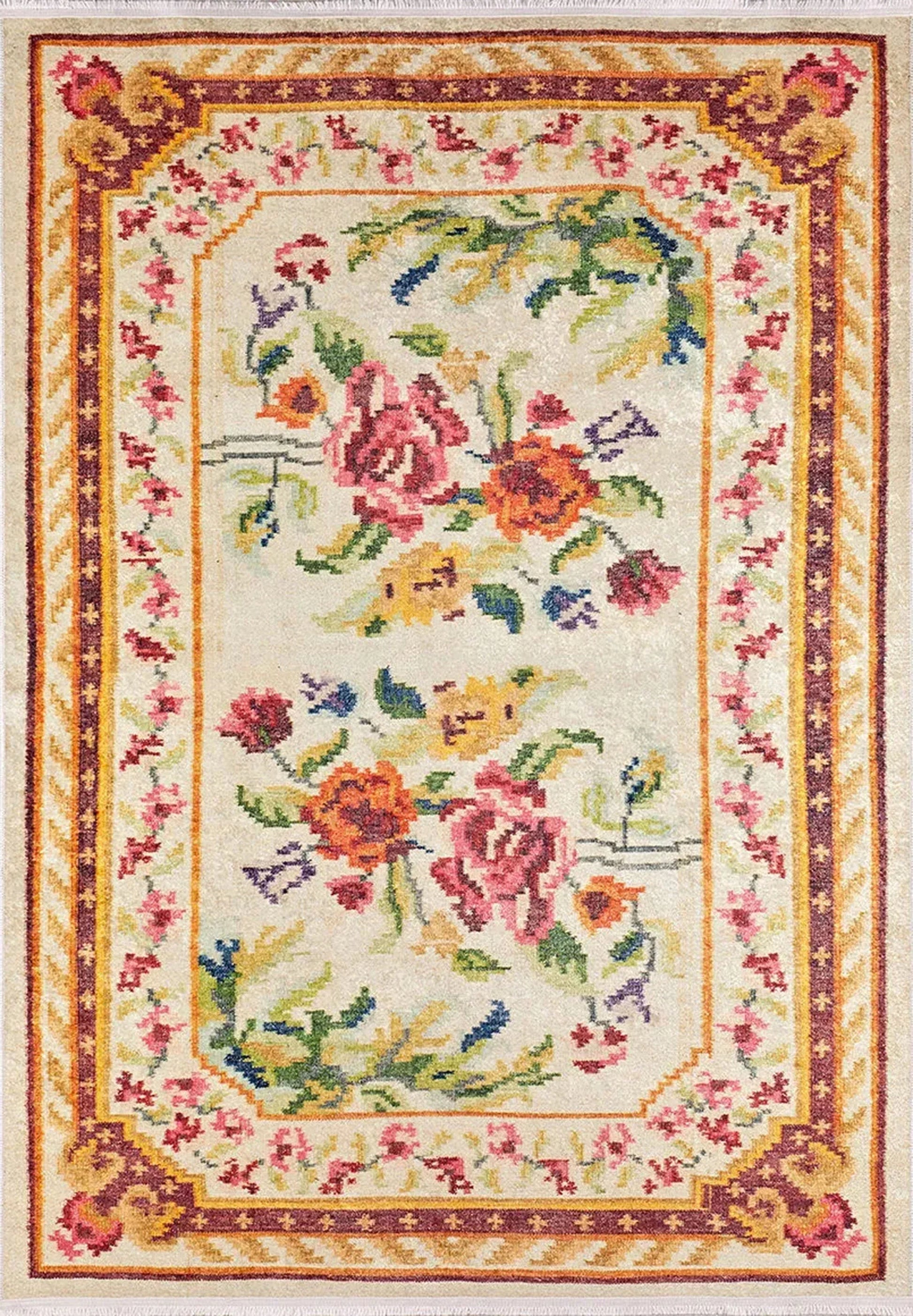 Karabağ Tarzı Bej Çiçek Desenli Halı