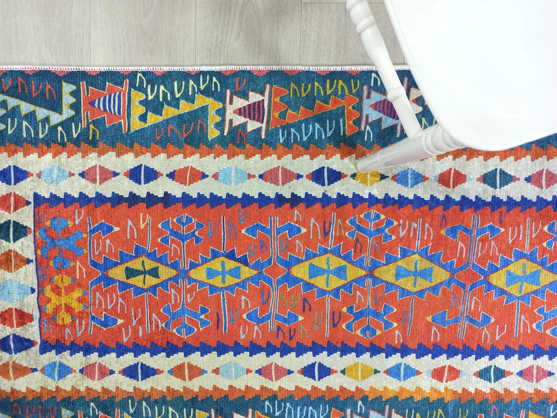 Kilim Tarzı Çok Renkli Modern Çizgili Halı