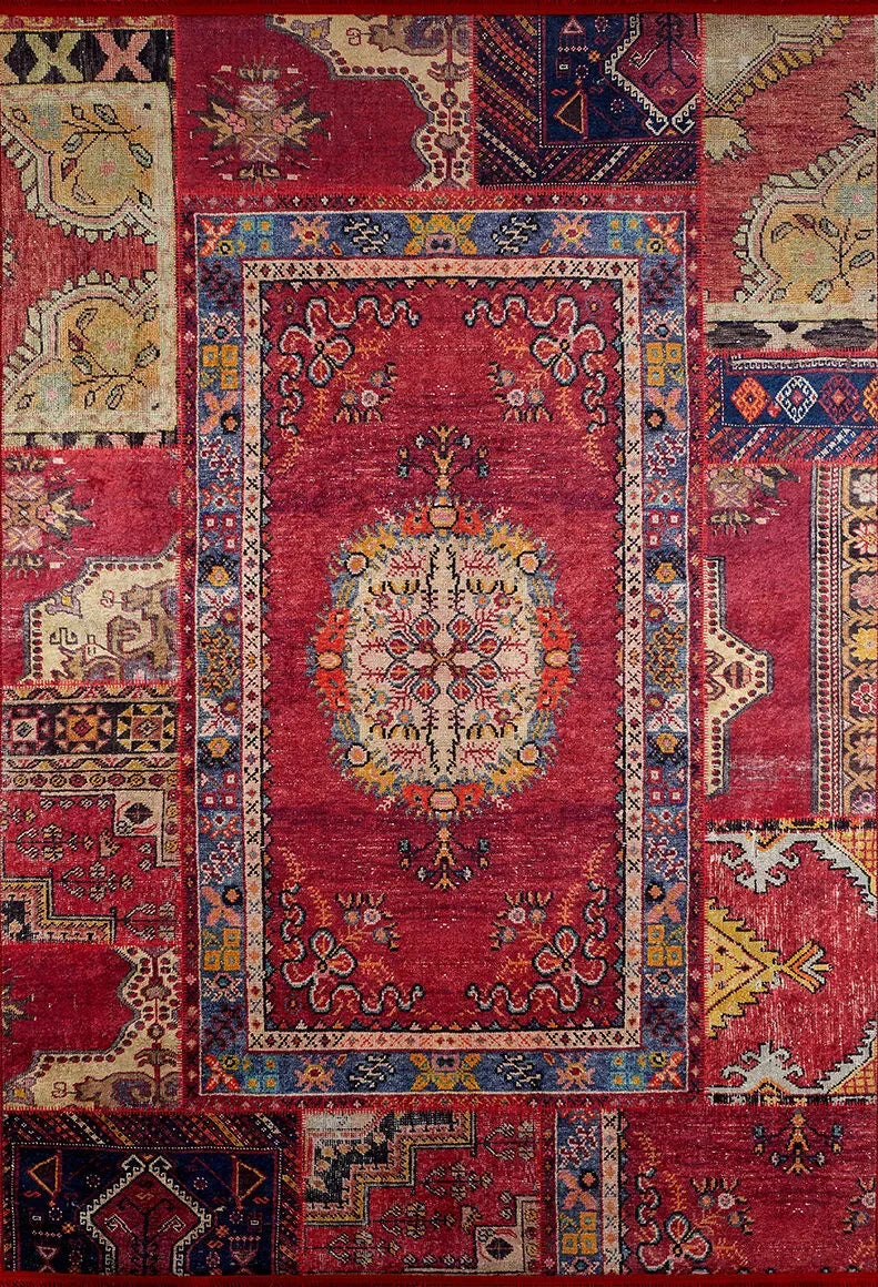 Kırmızı Otantik Desenli Patchwork Görünümlü Halı