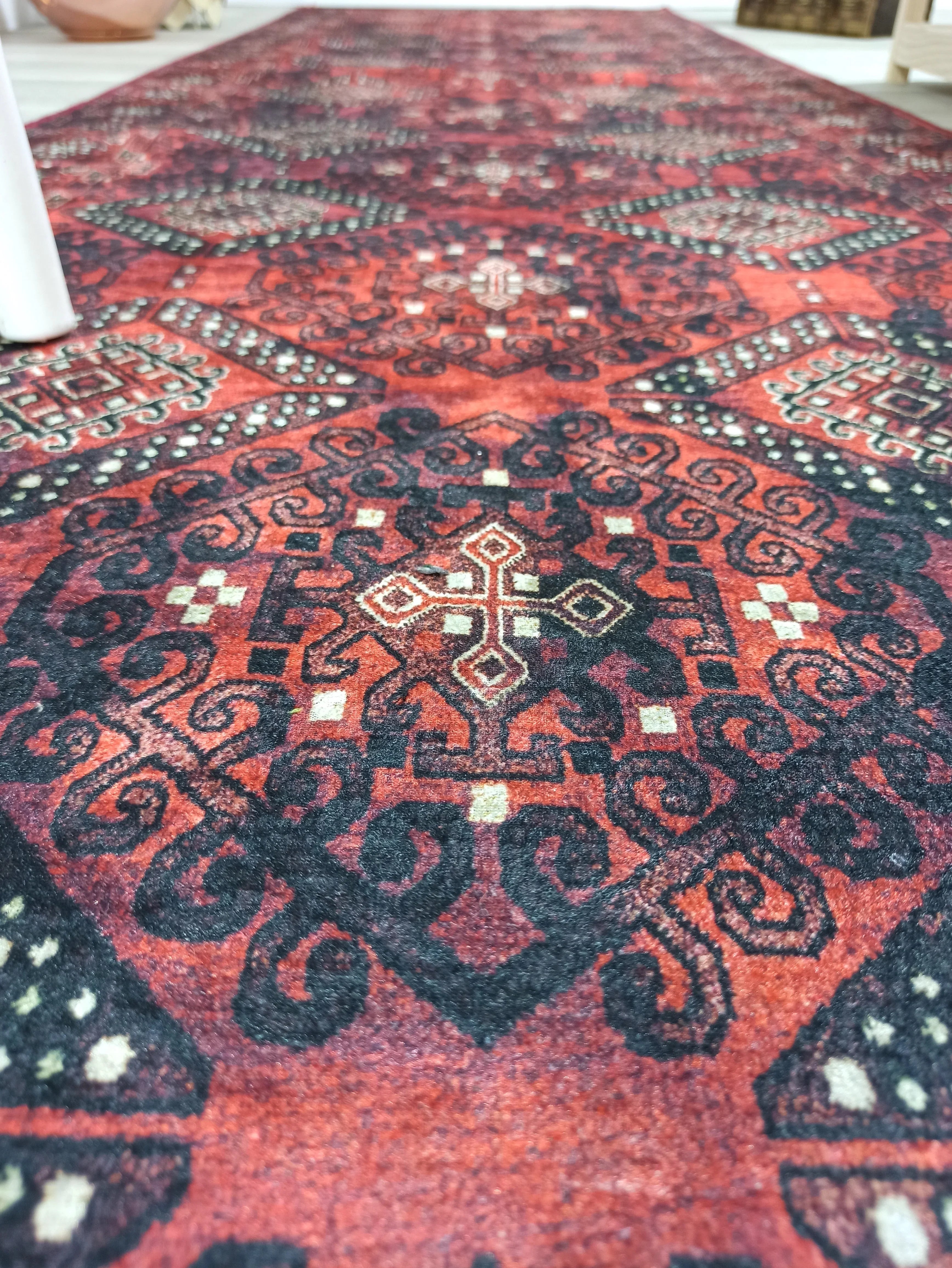 Kırmızı Uşak Vintage Tarzı Koridor Halısı