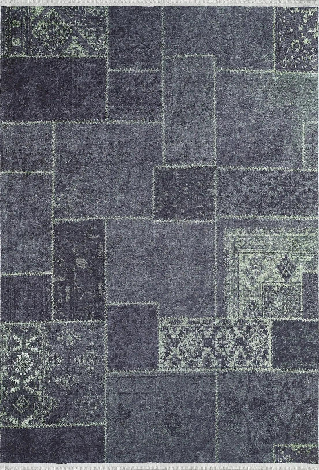 Koyu Yeşil Haki Patchwork Görünümlü Halı