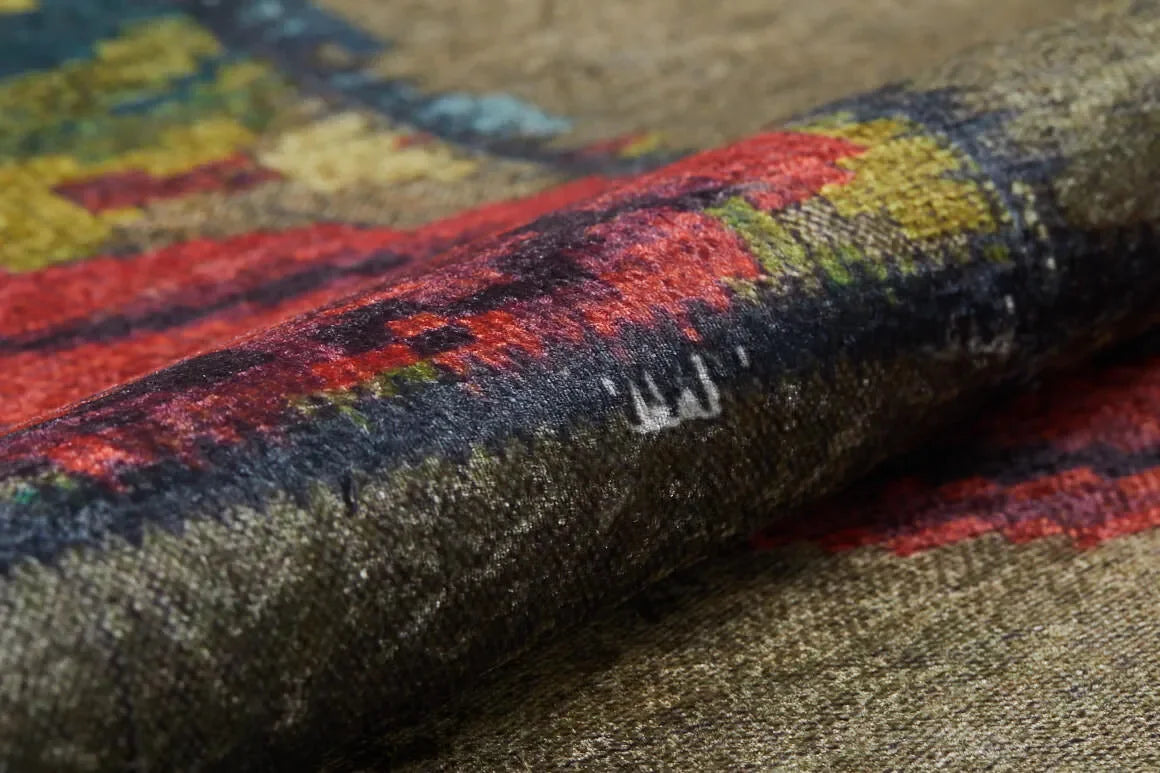 Koyu Yeşil Klasik Çiçekli Patchwork Görünümlü Halı