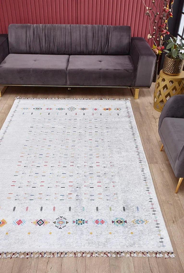 Krem Çok Renkli Etnik Desenli Modern Saçaklı Kilim Halı