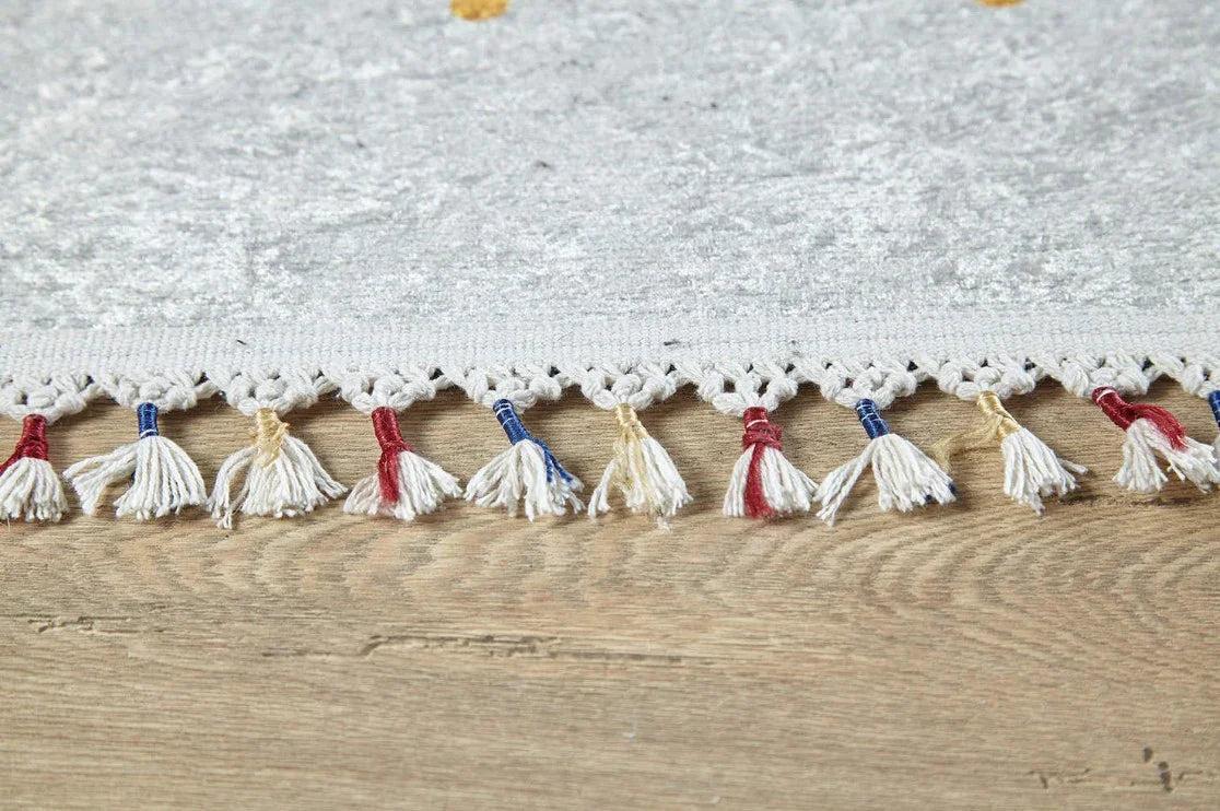 Krem Çok Renkli Etnik Desenli Modern Saçaklı Kilim Halı