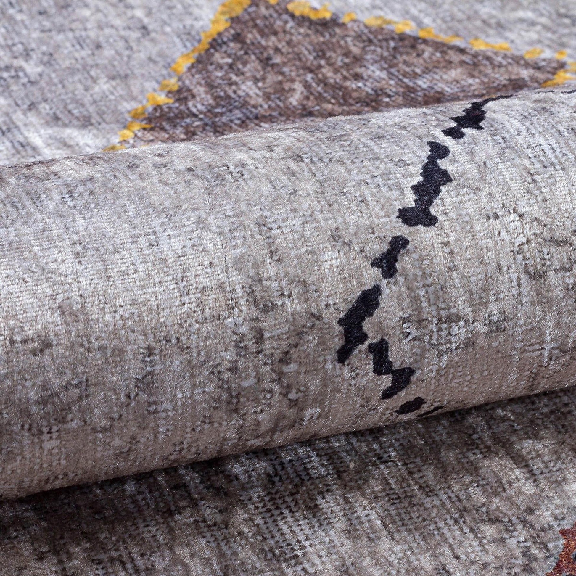Krem Renkli Geometrik Desenli Modern Saçaklı Kaymaz Kilim Halı