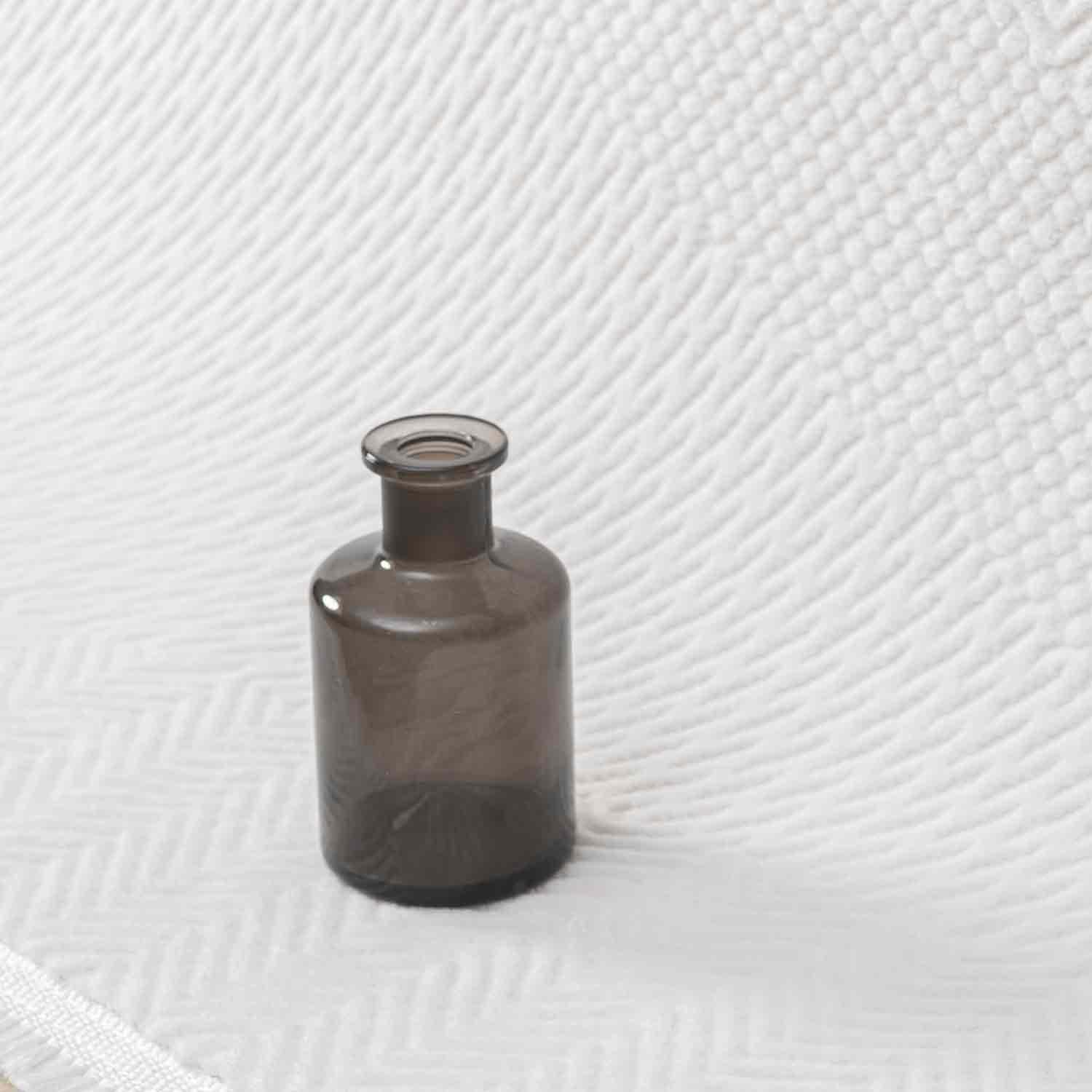 Krem Ton Sür Ton Kabartmalı Modern Halı