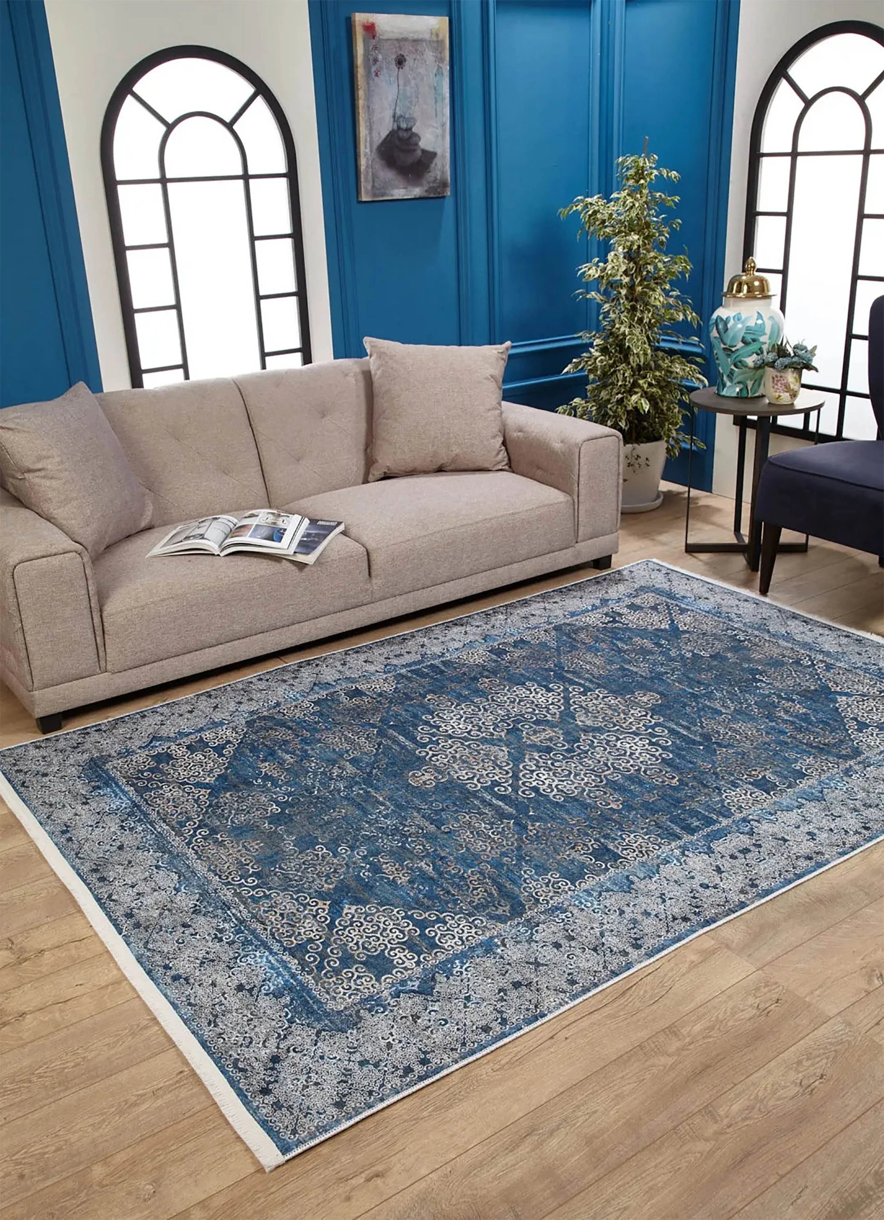 Lacivert Gri Çiçekli Vintage Madalyonlu Geometrik Halı