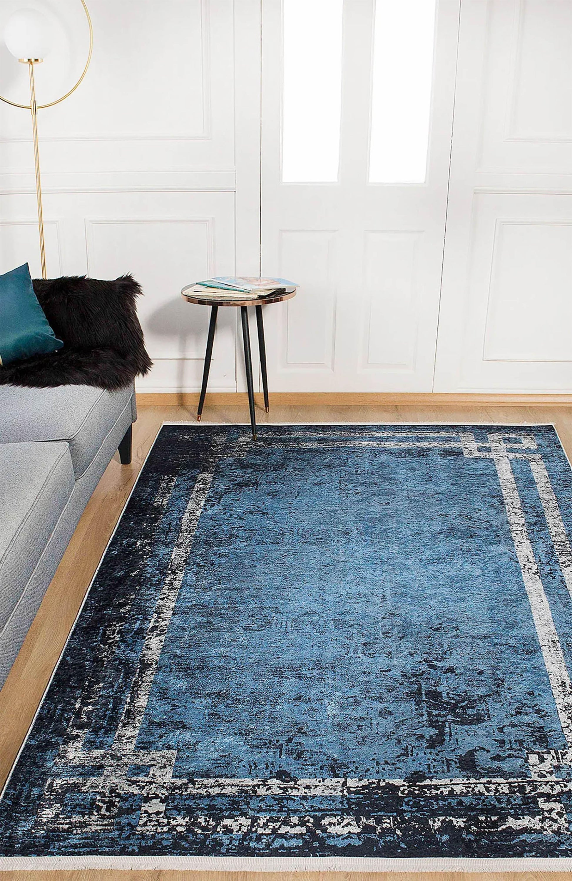 Mavi Lacivert Eskitme Geometrik Bordürlü Modern Halı