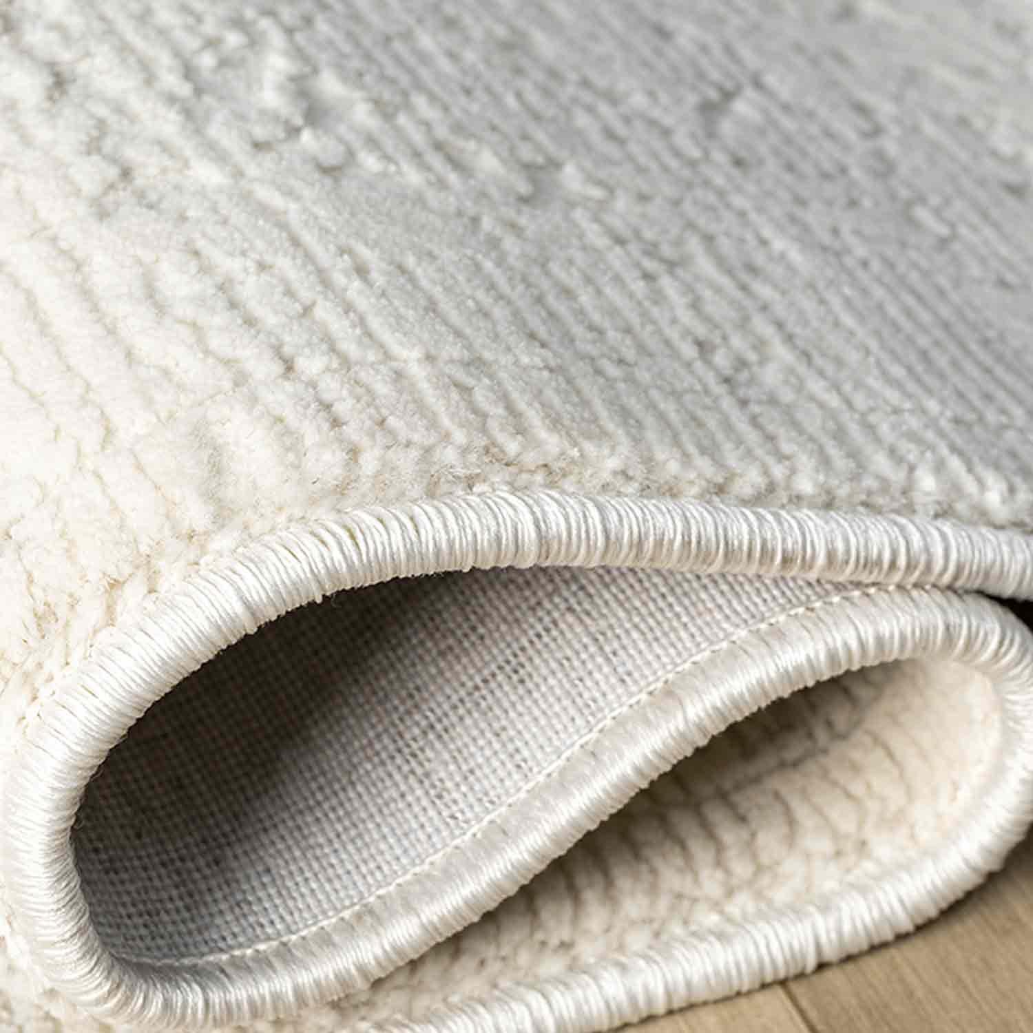 Minimal Krem Eskitme Desenli Halı