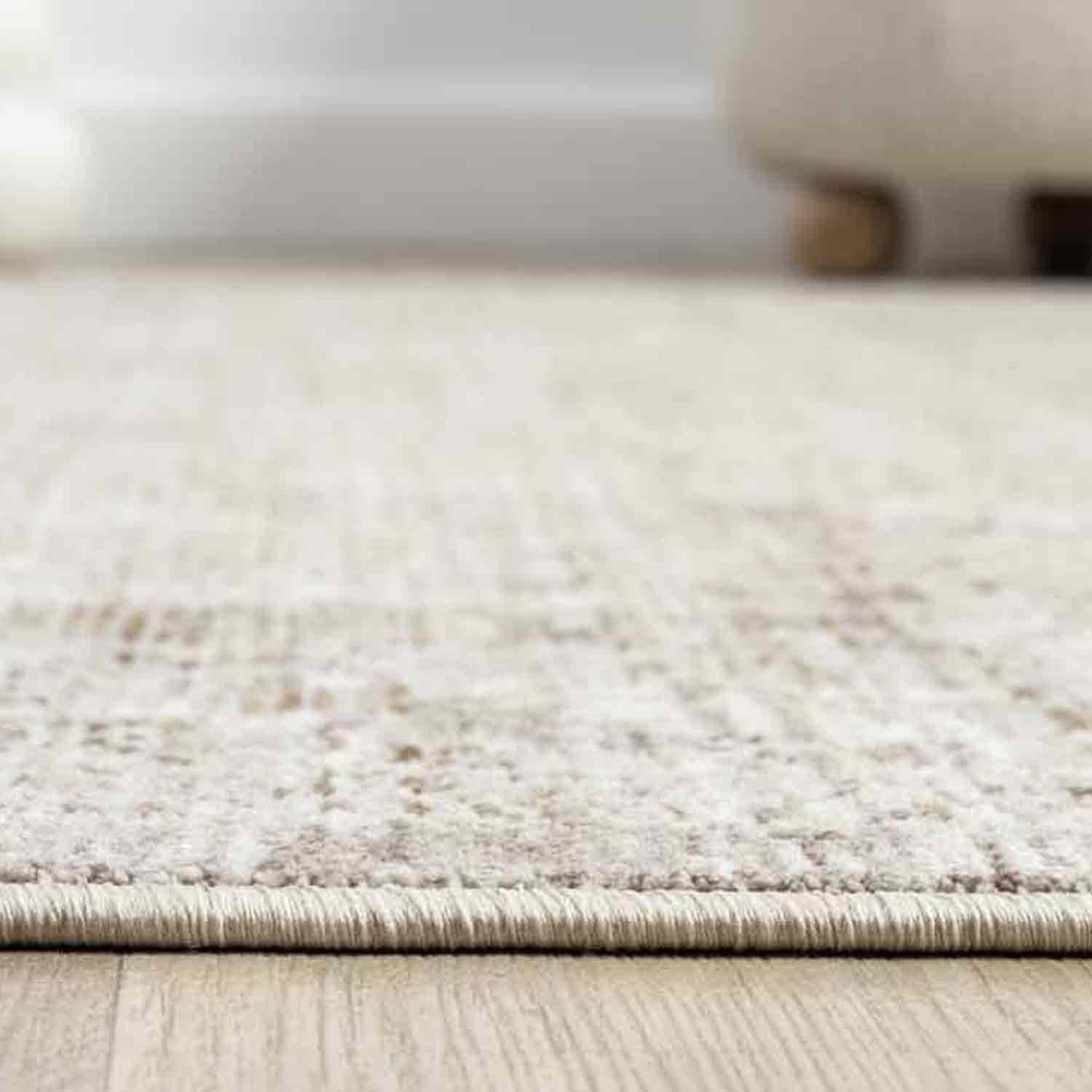 Nötr Tonlarda Minimalist Klasik Dokulu Halı
