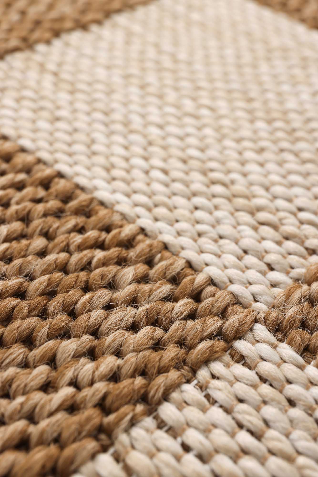 Kahve ve Beyaz Dama Desenli Sisal Halı - FM04W