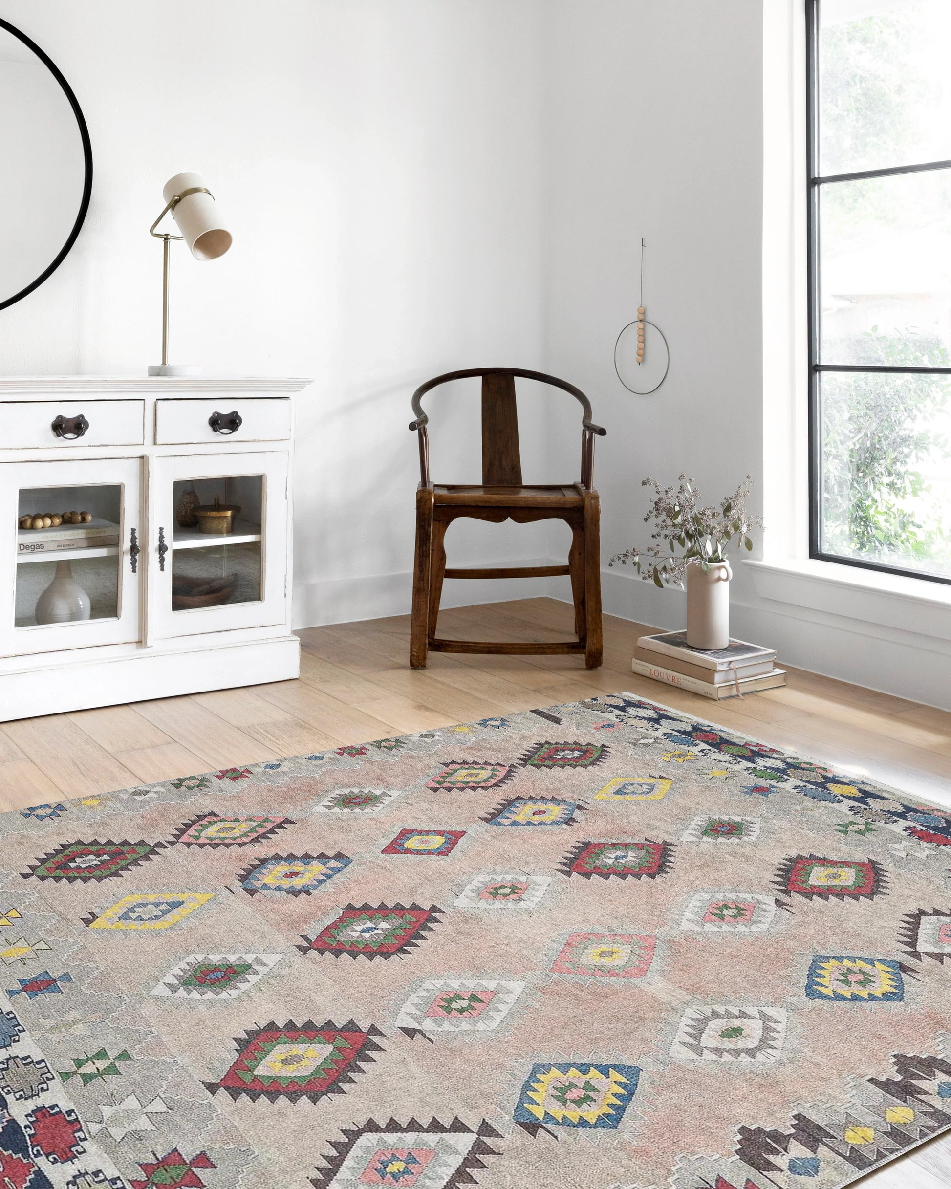 Pembe Bej Geometrik Desenli Anadolu Kilim Halı