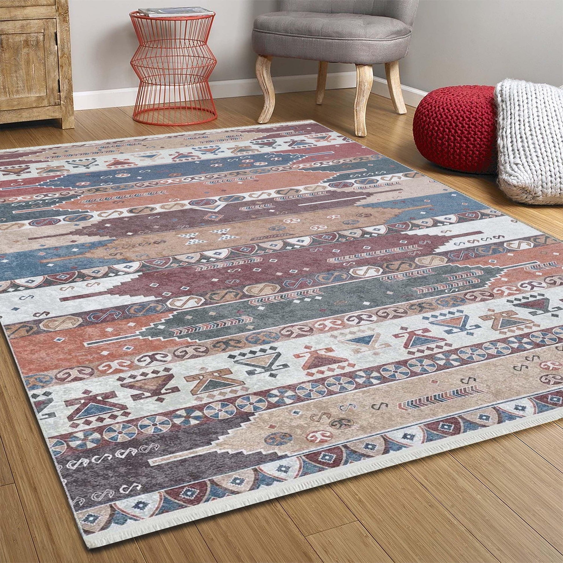 Renkli Geometrik Desenli Pastel Kilim Halı
