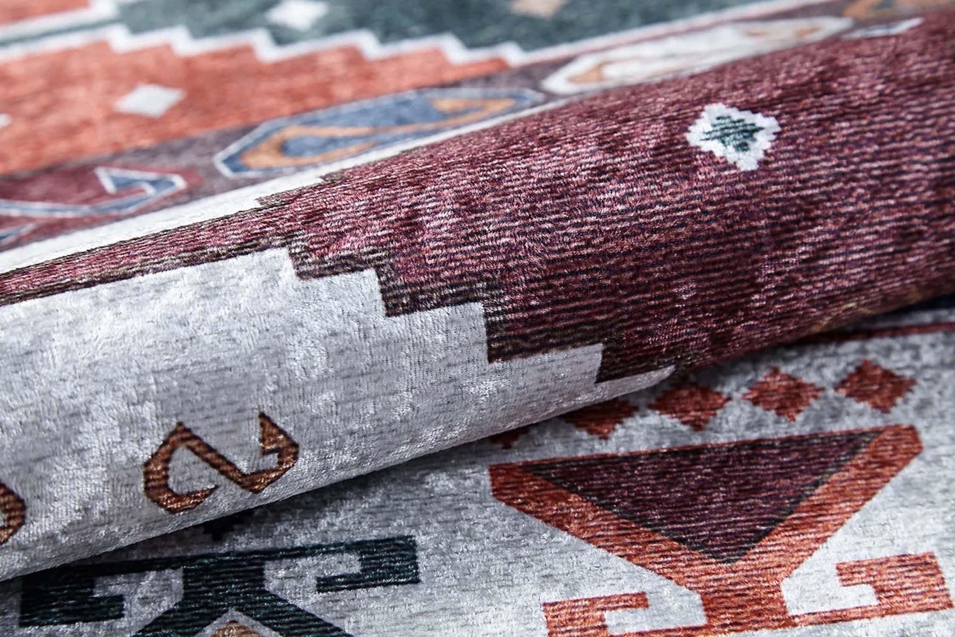 Renkli Geometrik Desenli Pastel Kilim Halı
