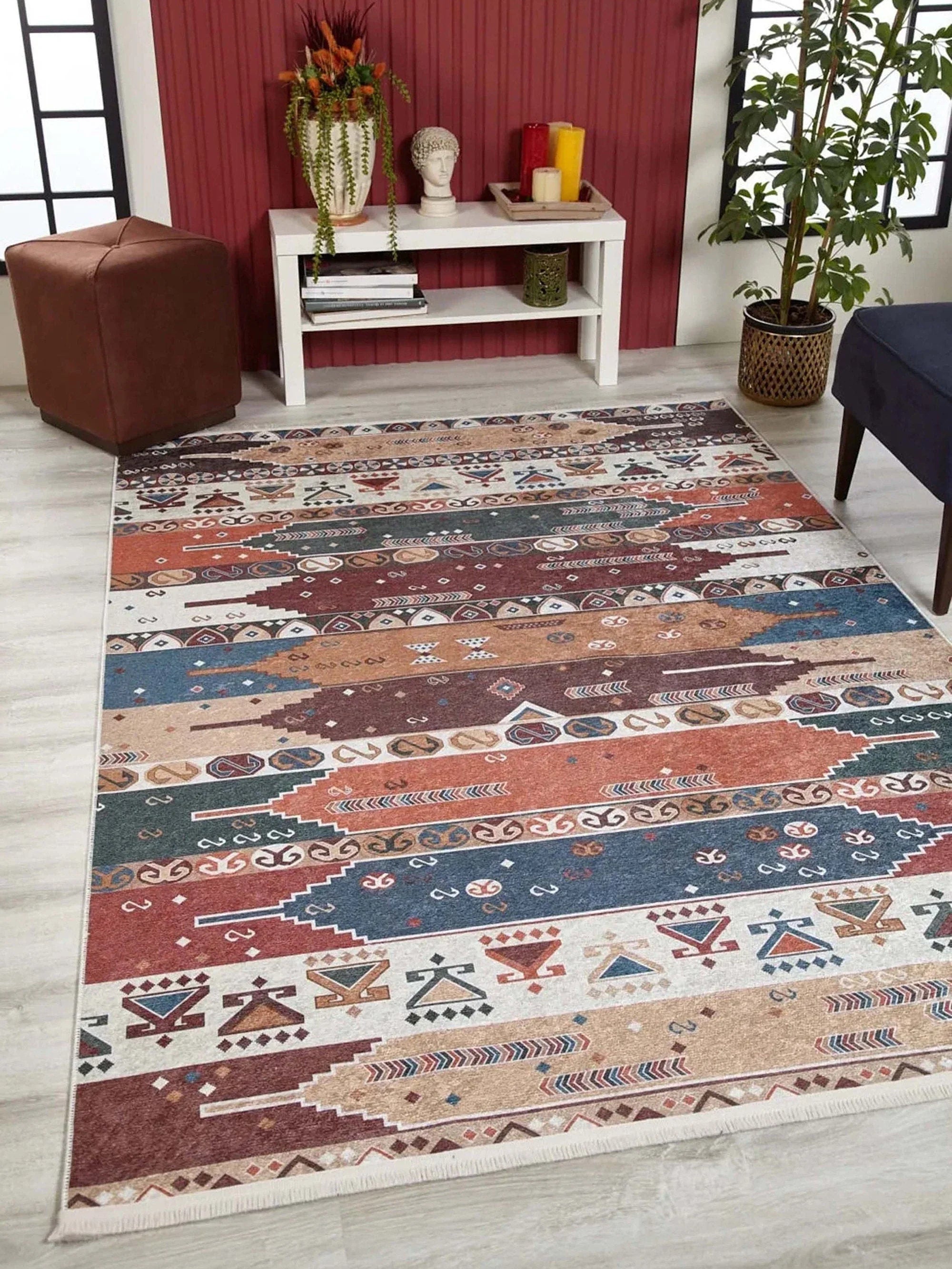 Renkli Geometrik Desenli Pastel Kilim Halı