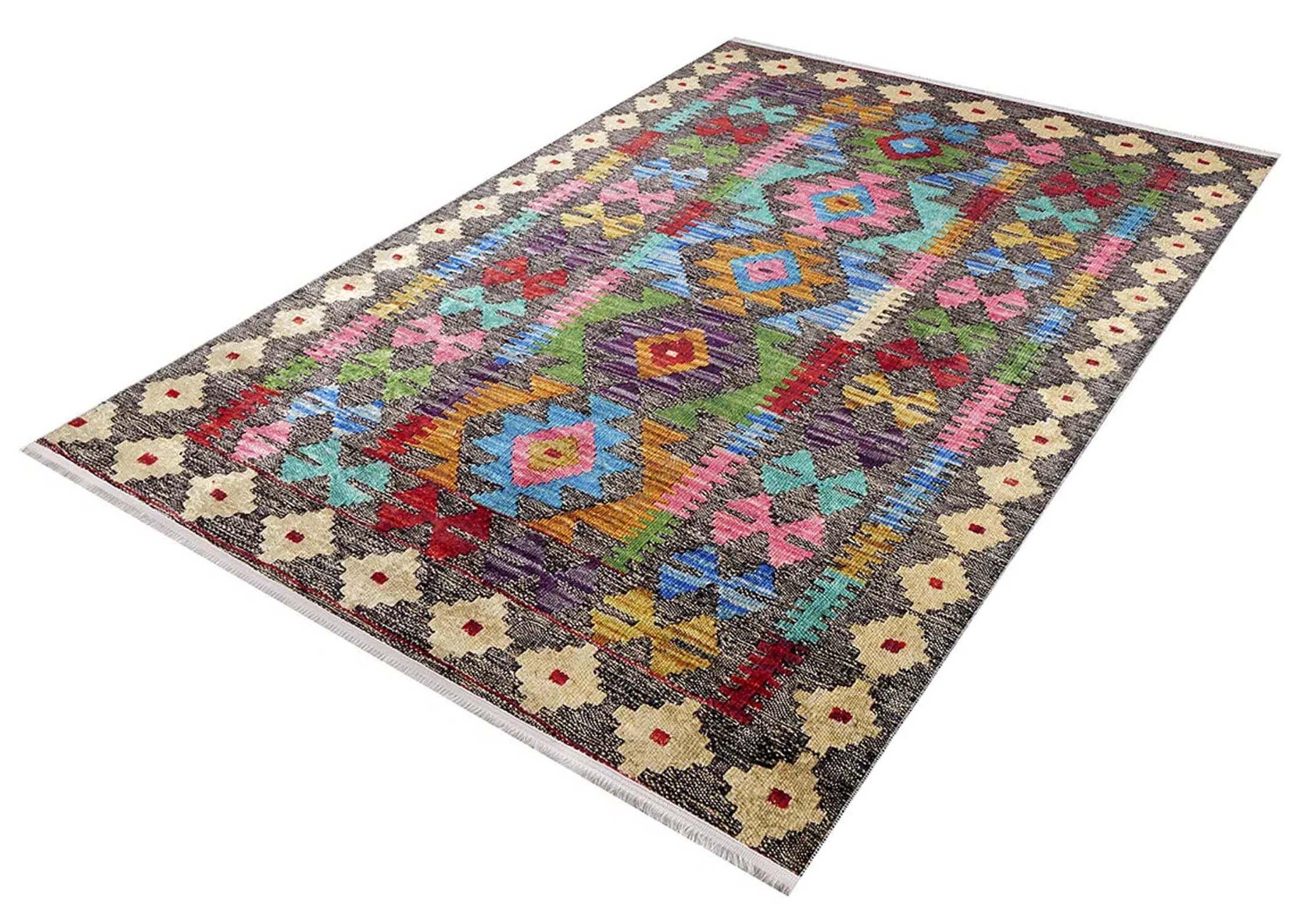 Renkli Vintage Kilim Halısı
