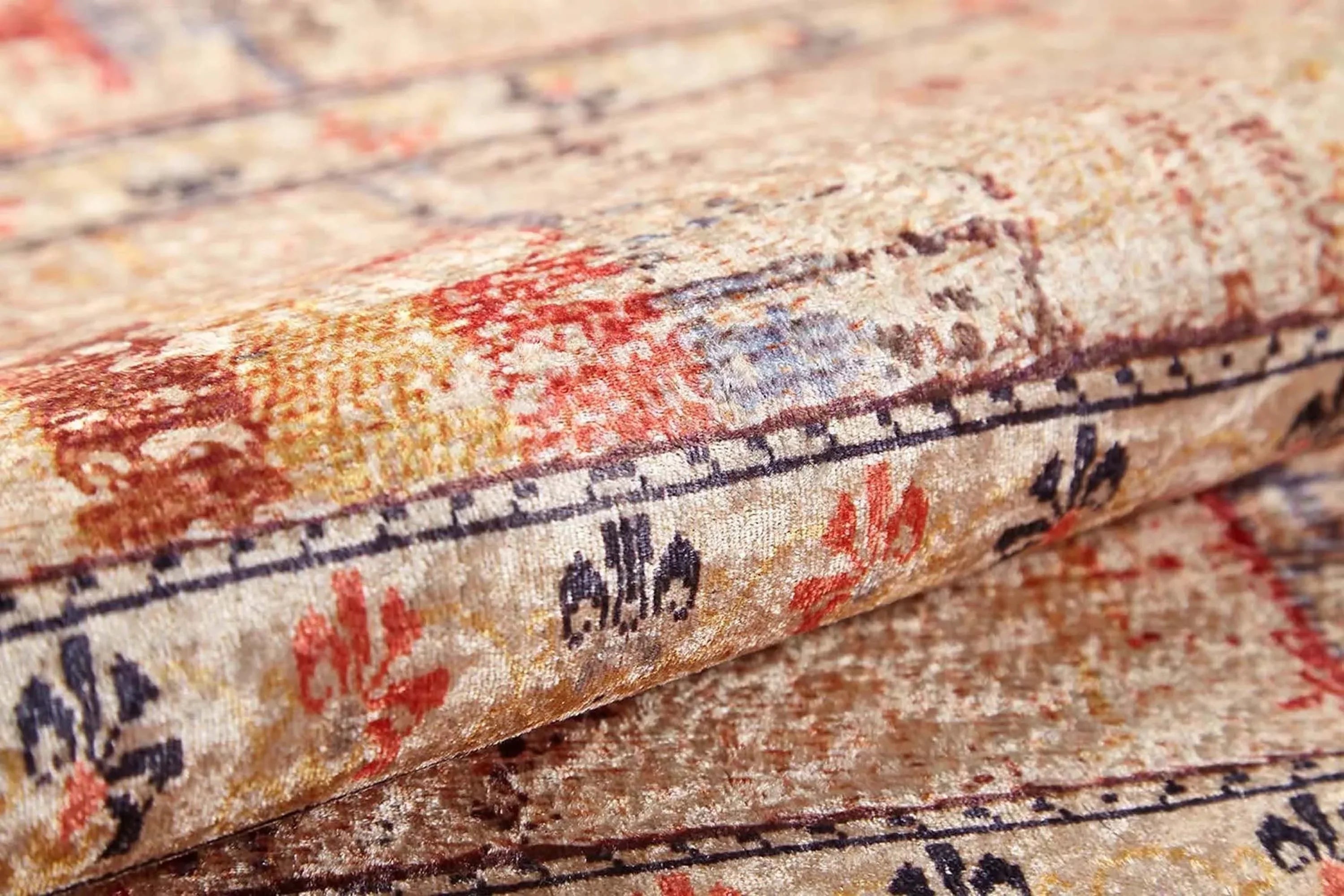 Sarı Bej Renkli Çizgili Anadolu Kilim Halı