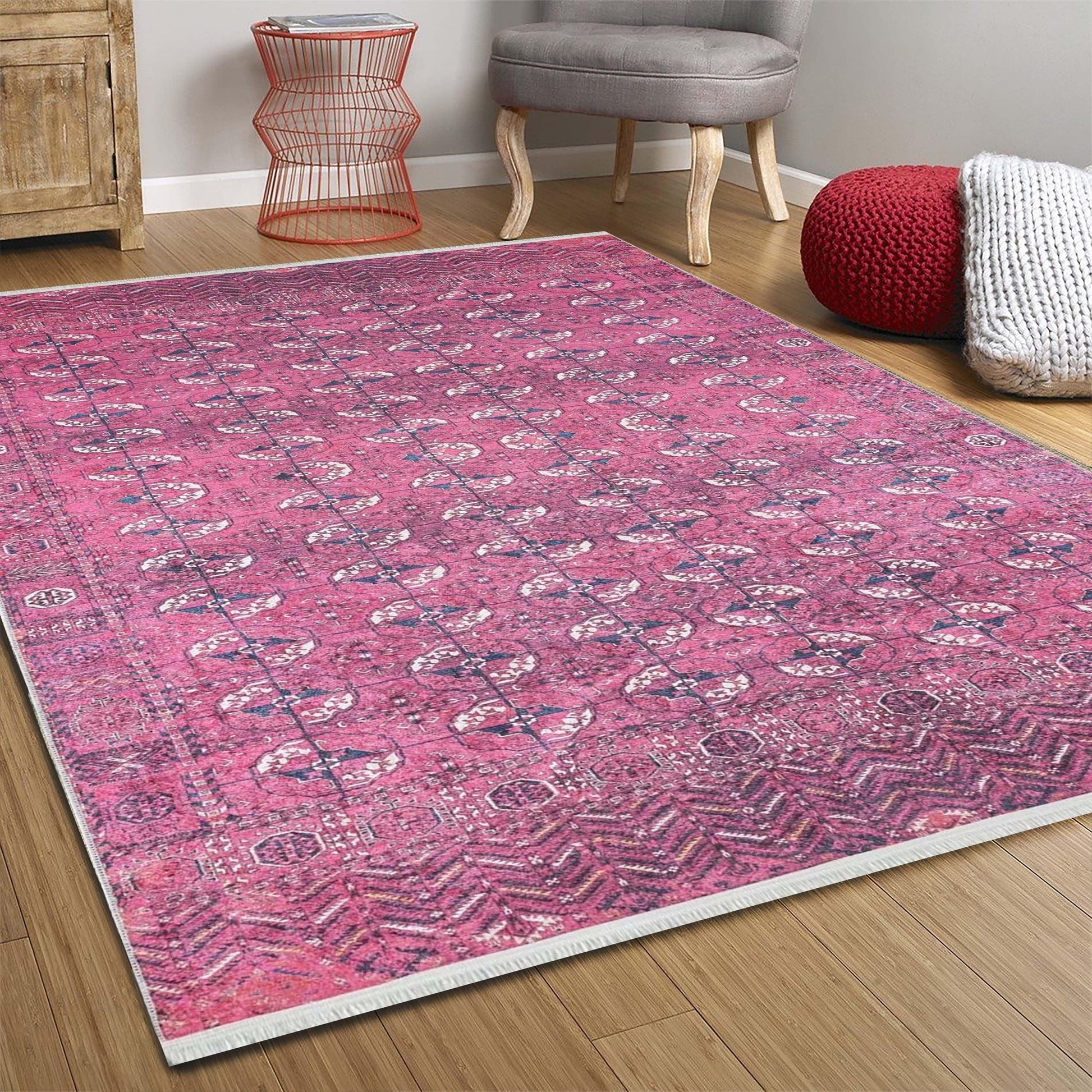 Sıcak Pembe Geometrik Desenli Halı