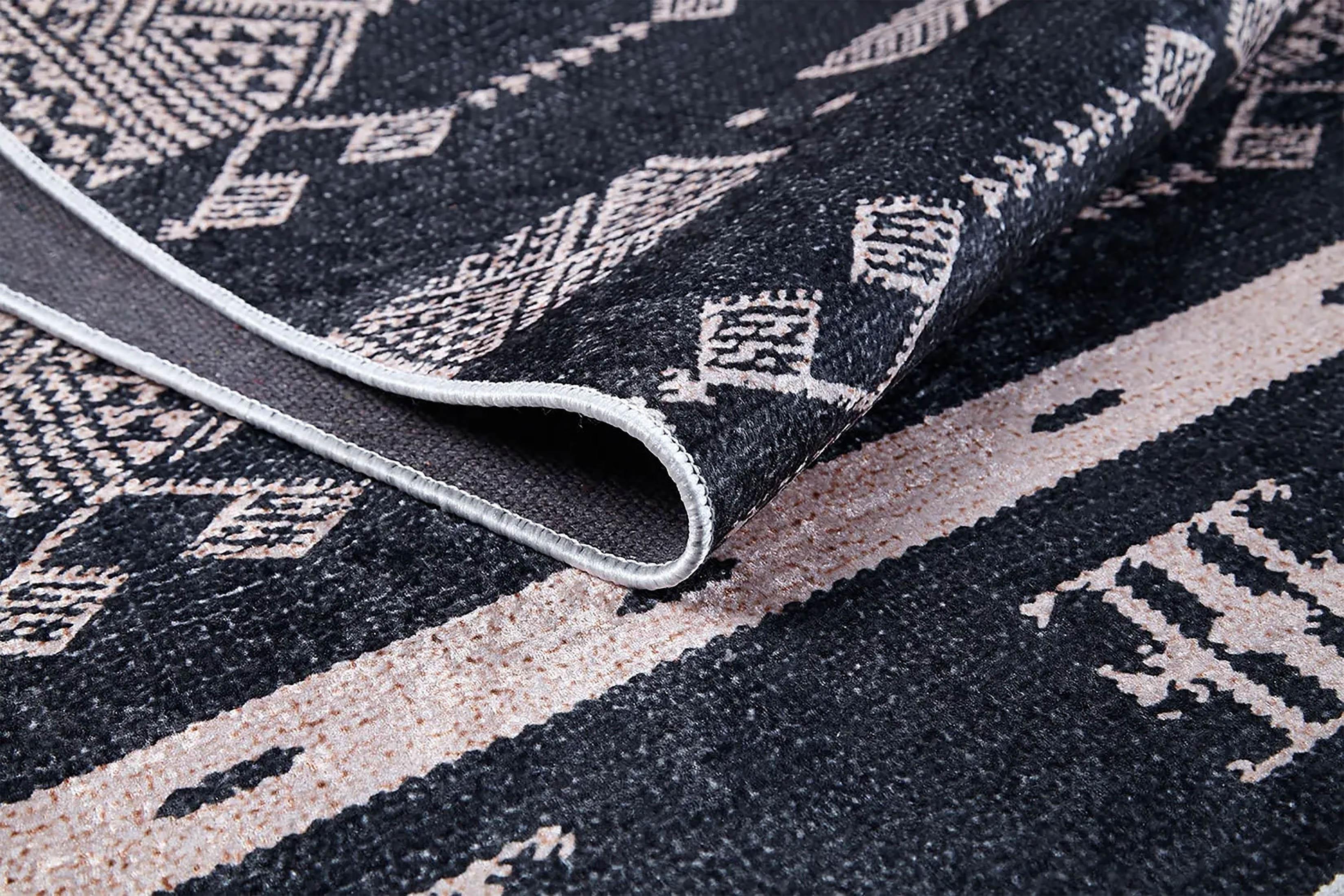 Siyah Geometrik Kilim Halı