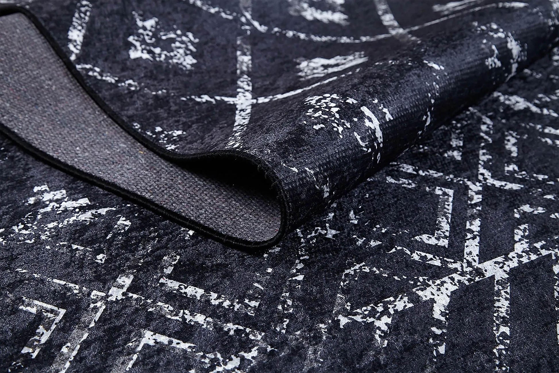 Siyah Gri Geometrik Antika Benzersiz Vintage Halı