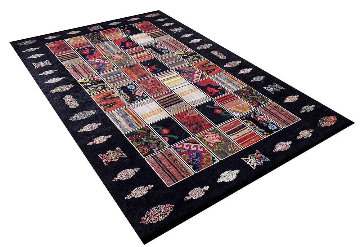 Siyah Zemin Çok Renkli Kareli Patchwork Görünümlü Halı