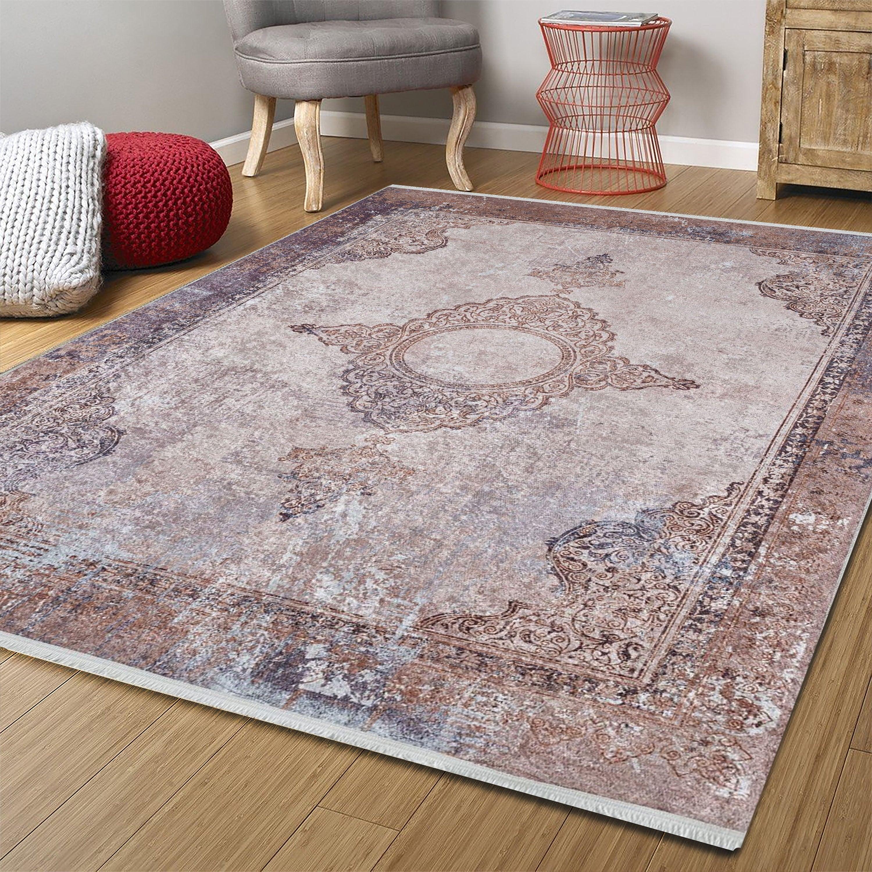 Soluk Pembe Krem Bej Geometrik Desenli Kilim Halı