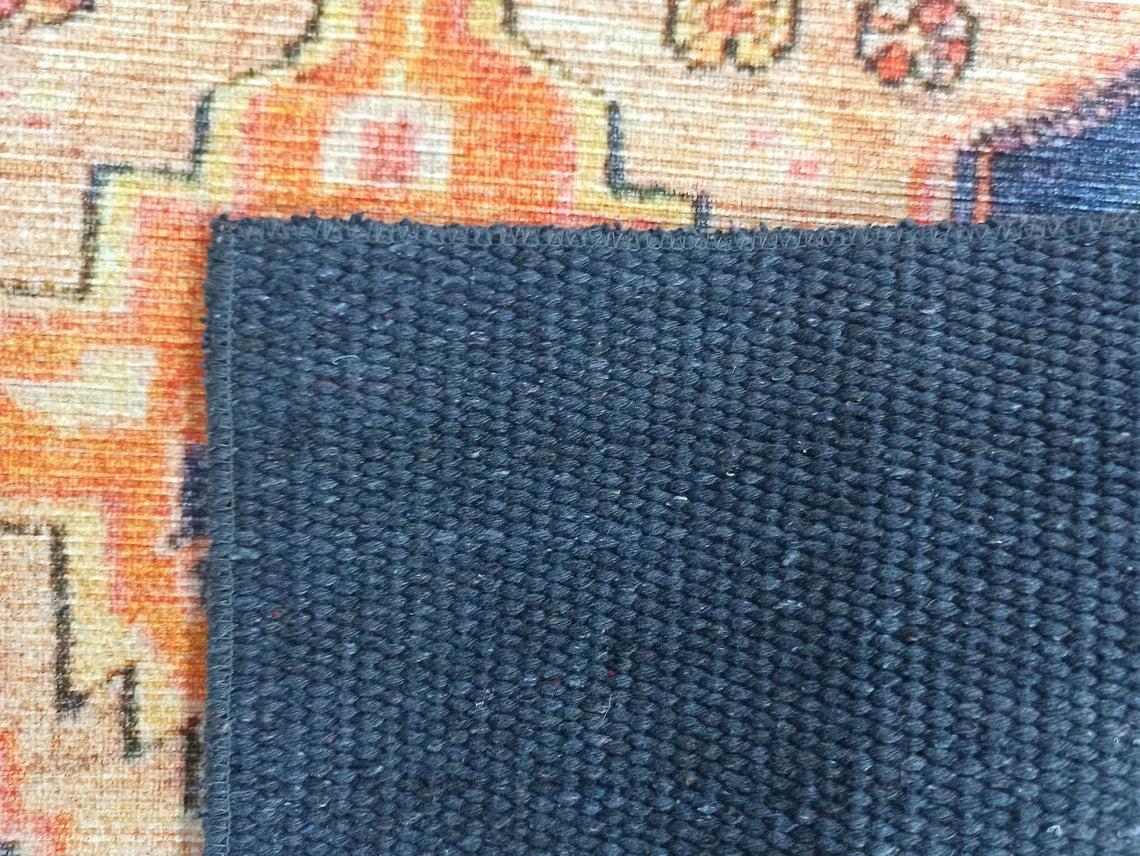 Sarı ve Turuncu Geometrik Desenli Vintage Türk Halısı