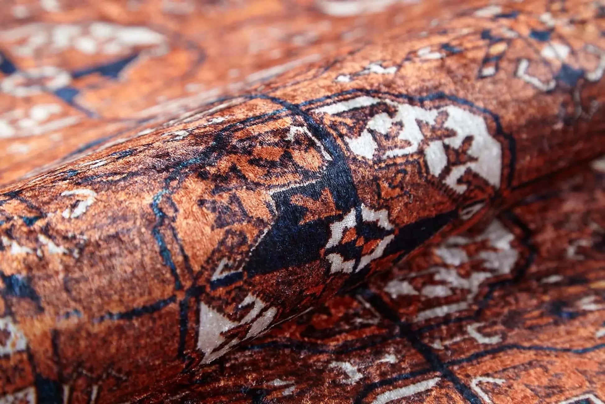 Turuncu Geometrik Desenli Kilim Halı