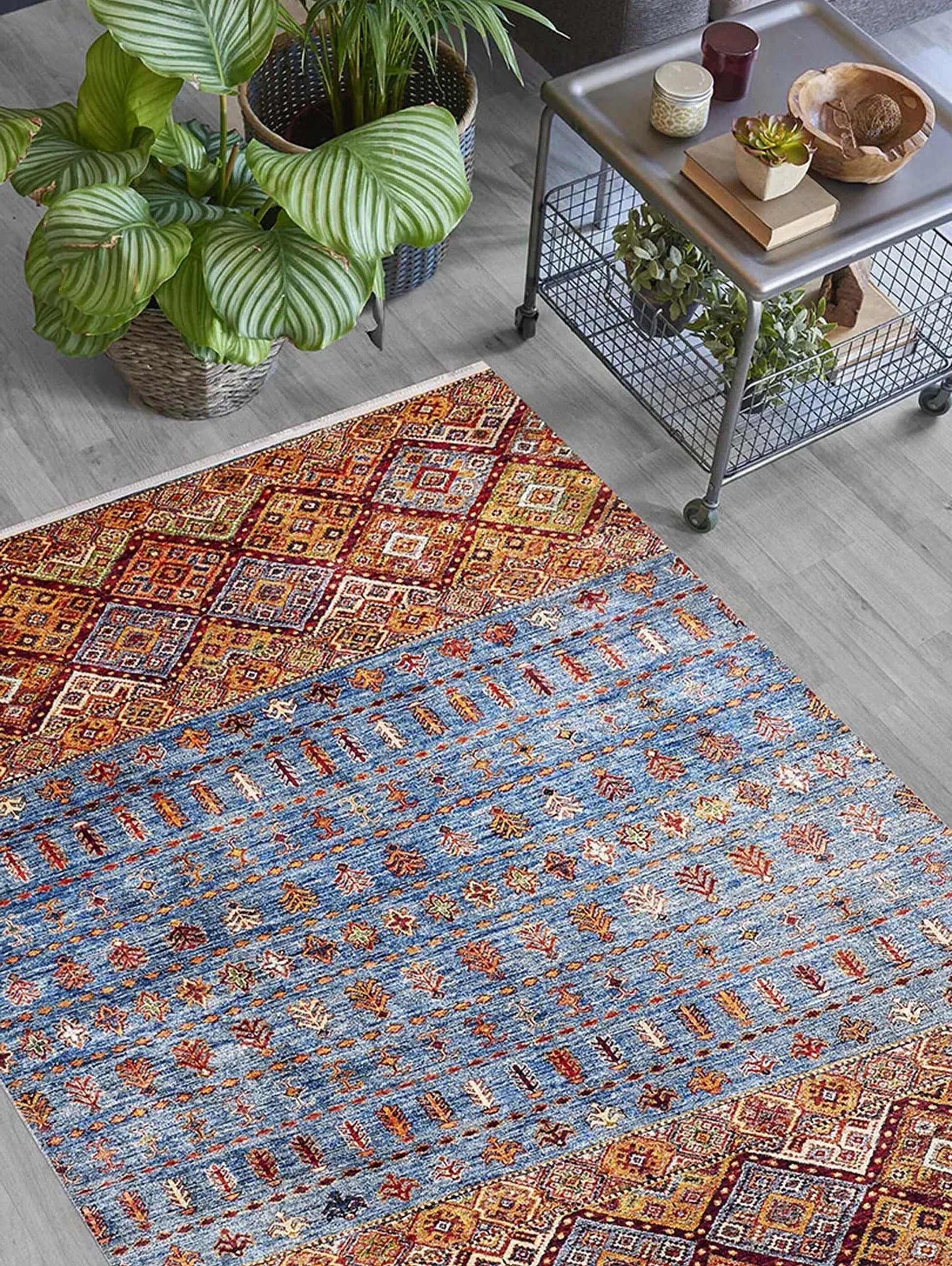 Turuncu Mavi Geometrik Desenli Anadolu Kilim Halı