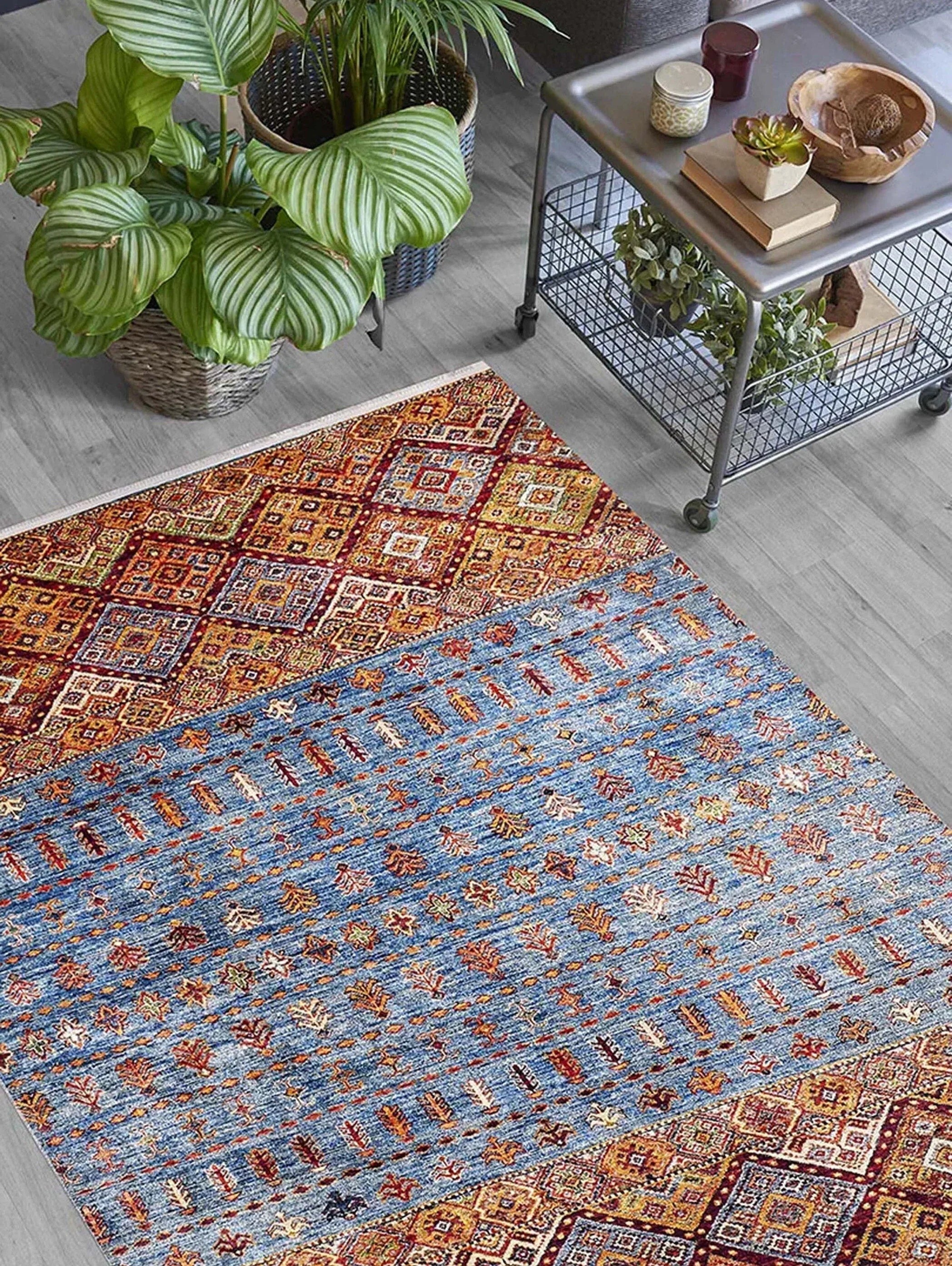 Turuncu Mavi Geometrik Desenli Anadolu Kilim Halı