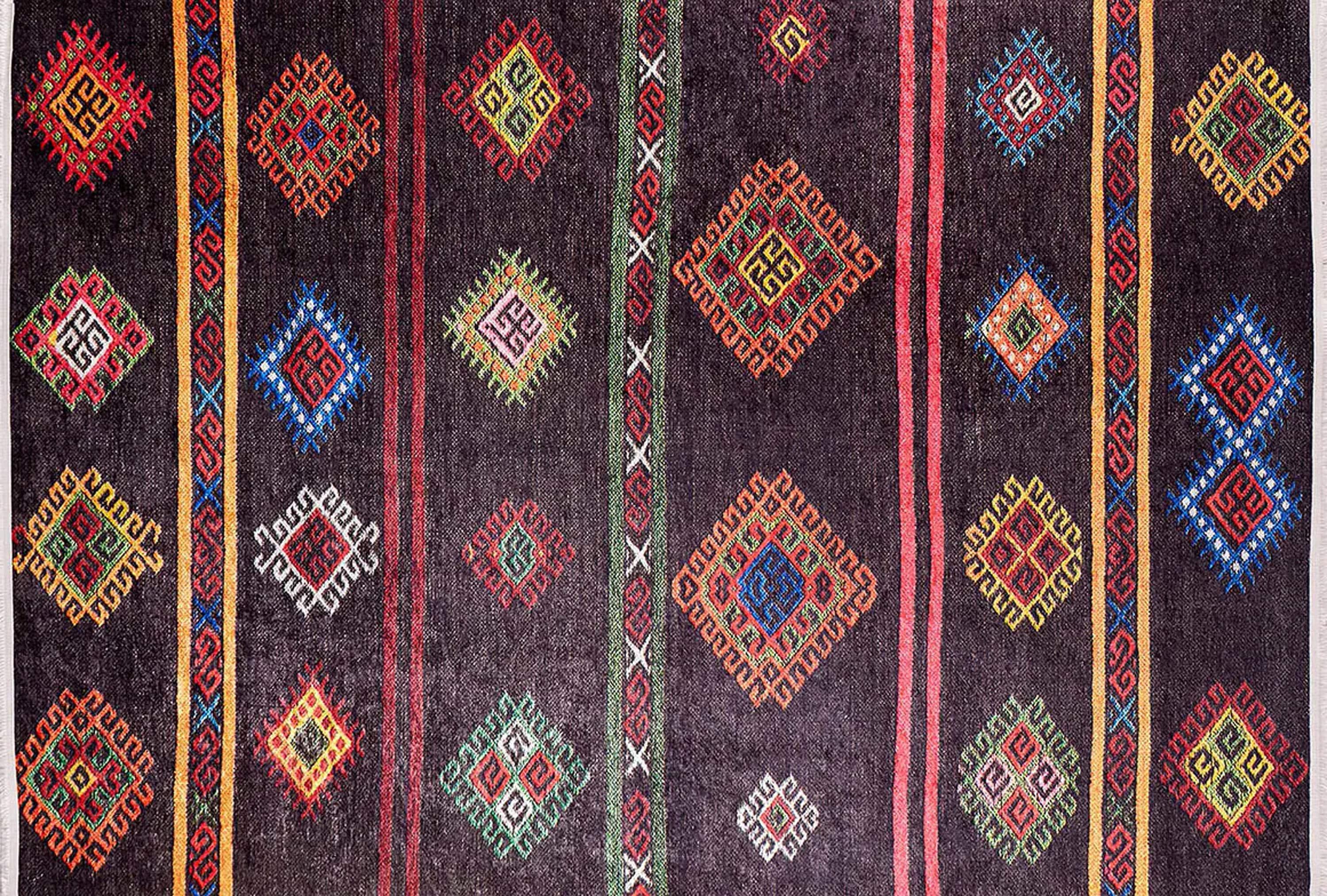 Uşak Koyu Kahverengi Kilim Halısı