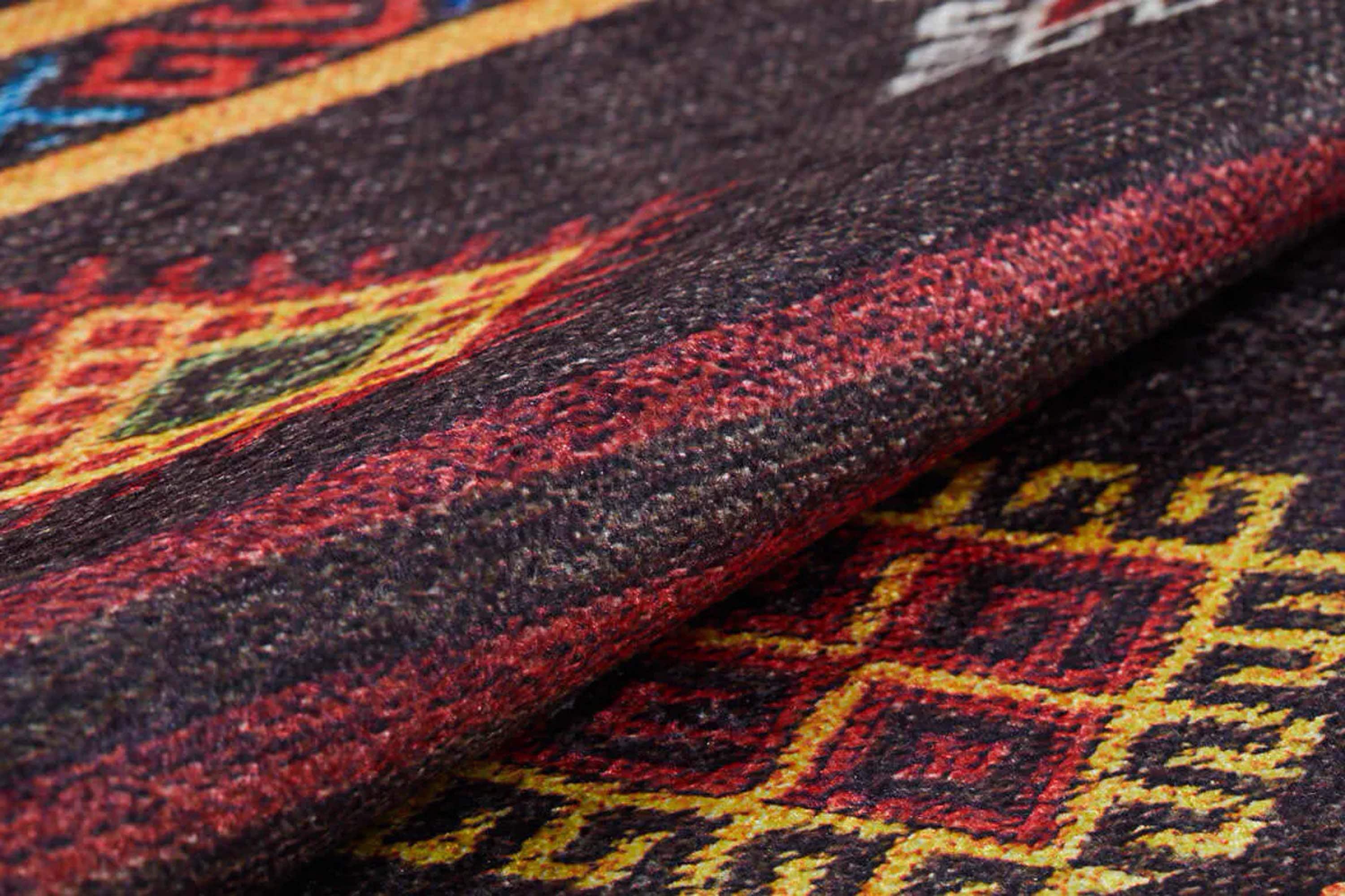 Uşak Koyu Kahverengi Kilim Halısı