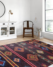 Uşak Koyu Kahverengi Kilim Halısı