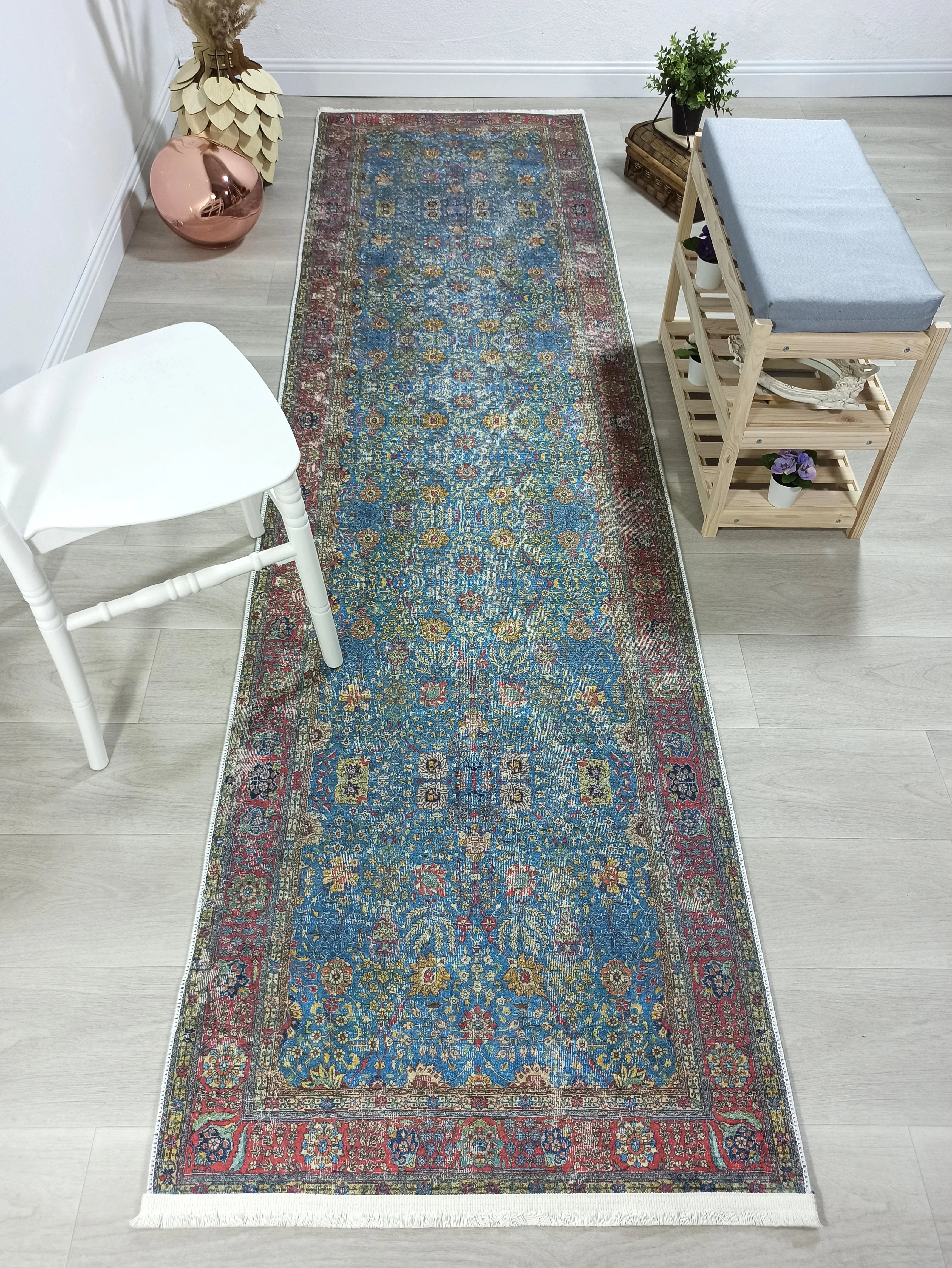 Uşak Mavi Kırmızı Vintage Kilim Halı