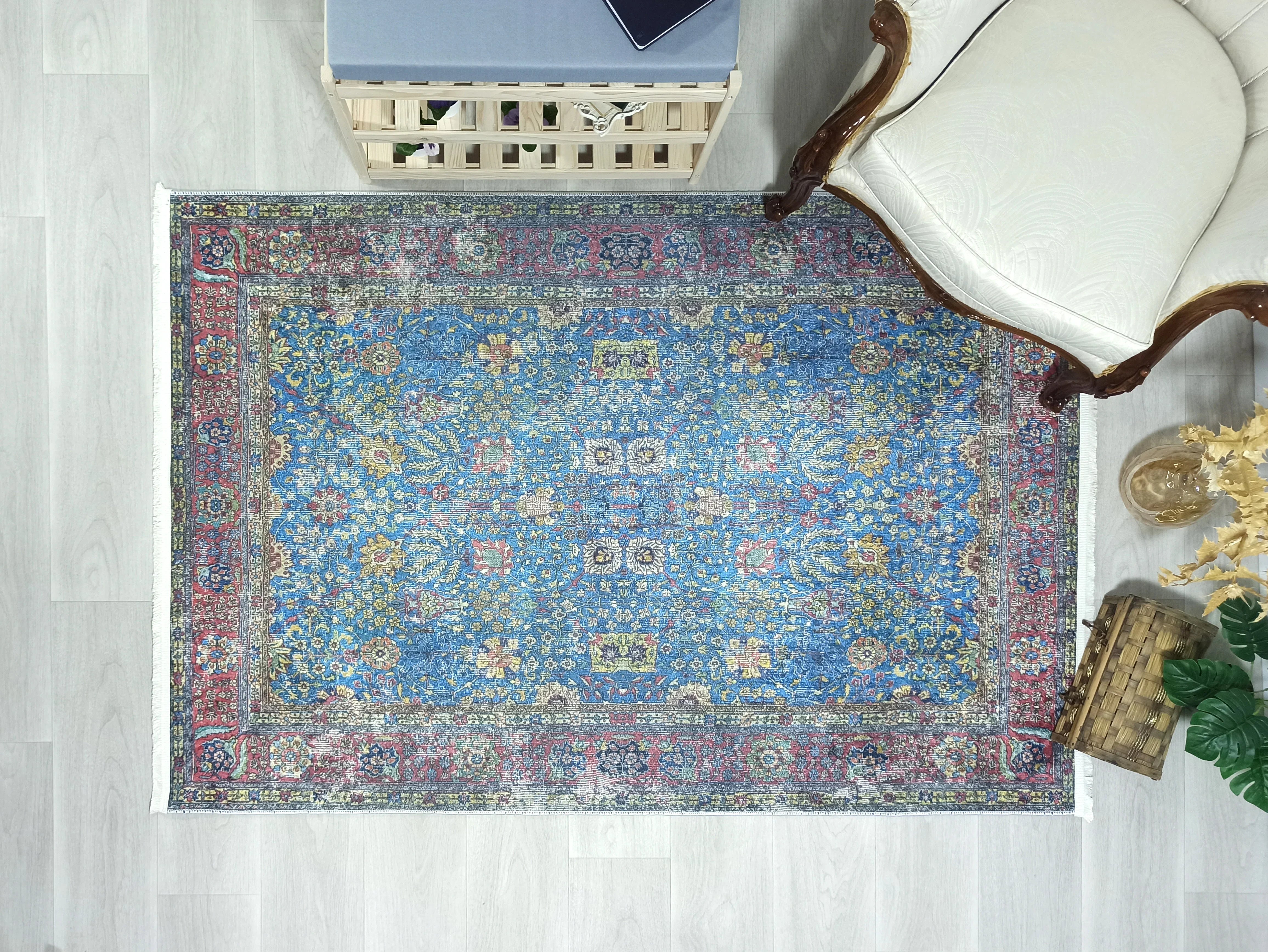 Uşak Mavi Kırmızı Vintage Kilim Halı