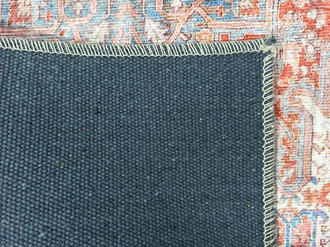 Terracotta ve Gök Mavisi Eskitme Medalyonlu Vintage Halı